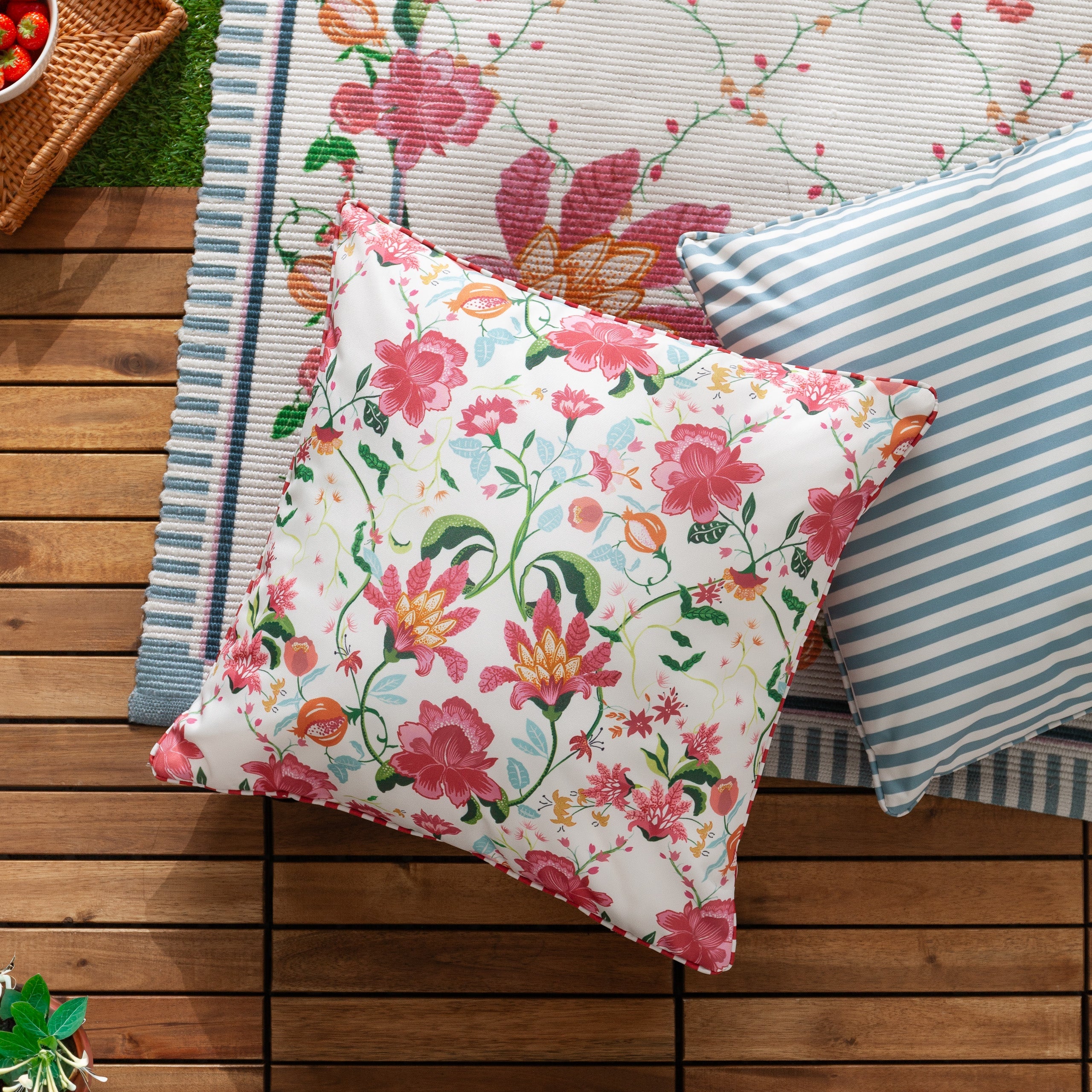 Claudia Floral Outdoor Cushion