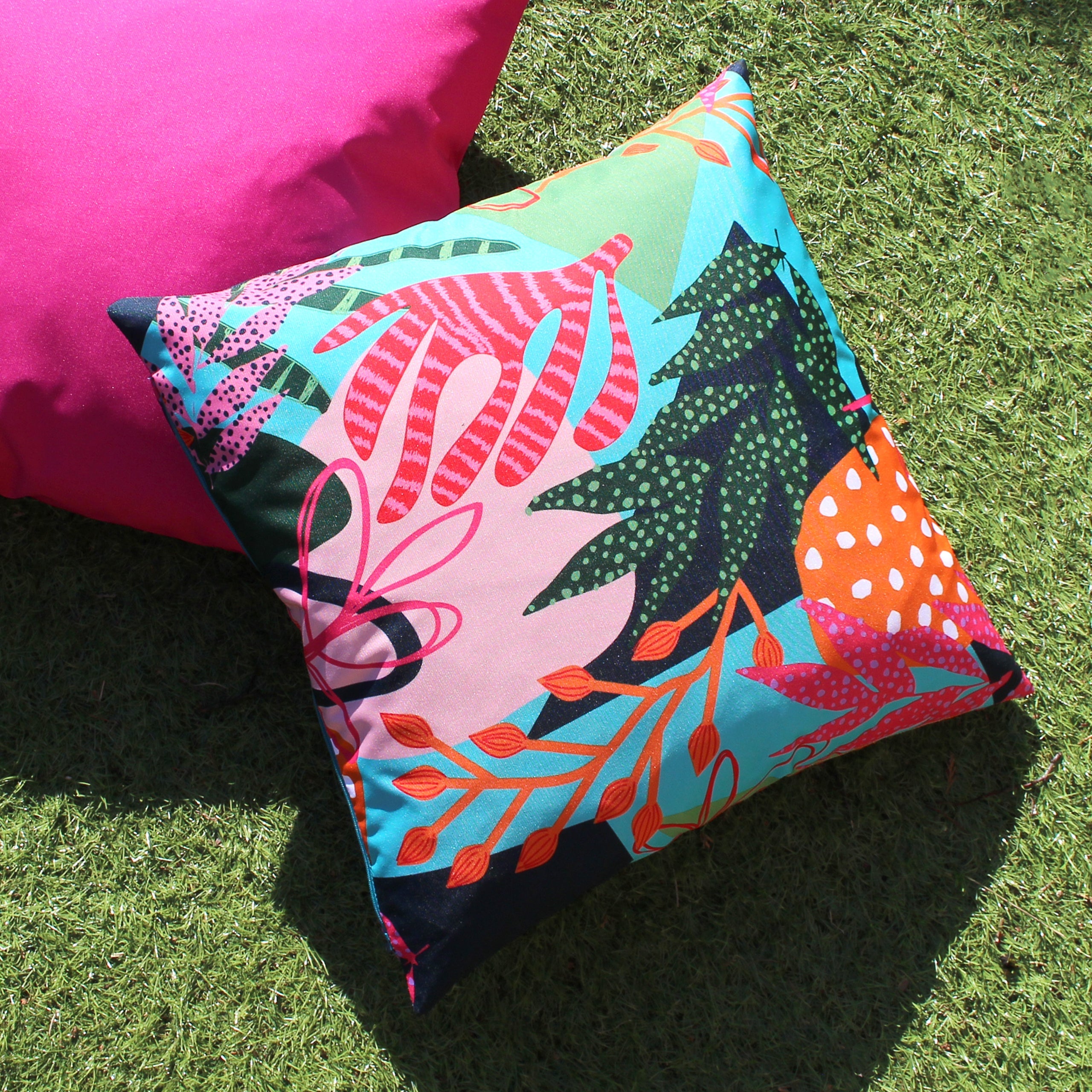 Coralina Outdoor Cushion