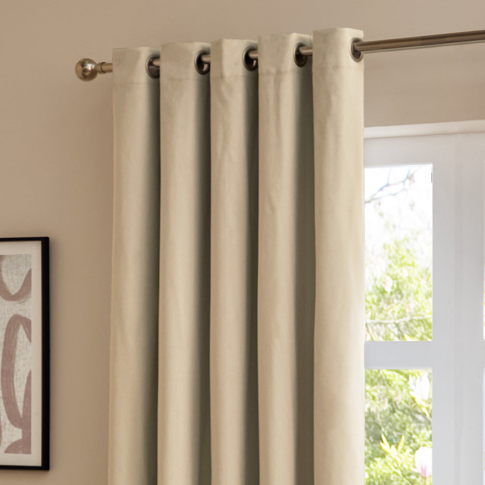 The Ultimate Velvet Room Darkening Eyelet Curtains