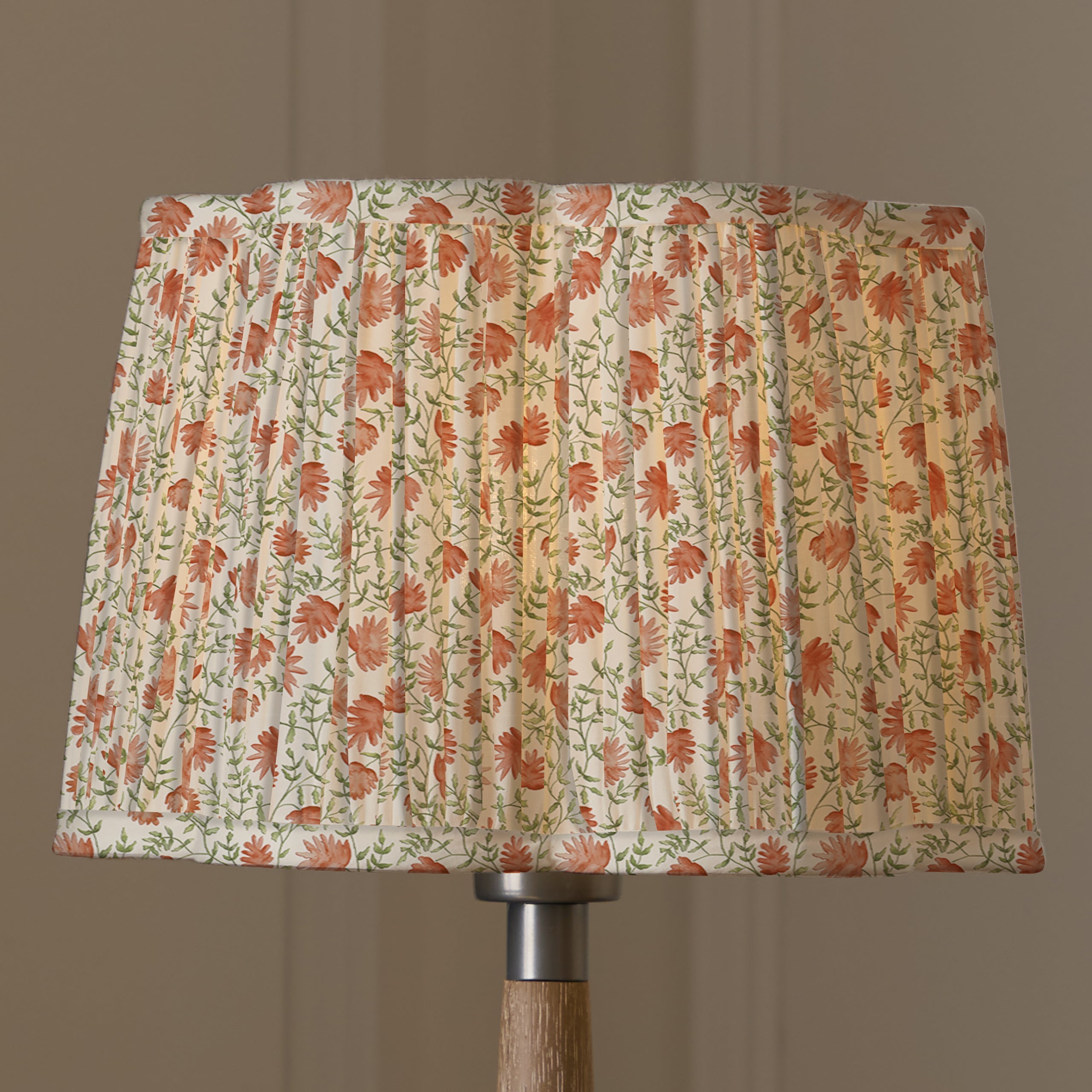 Elai Pleated Scalloped Lamp Shade