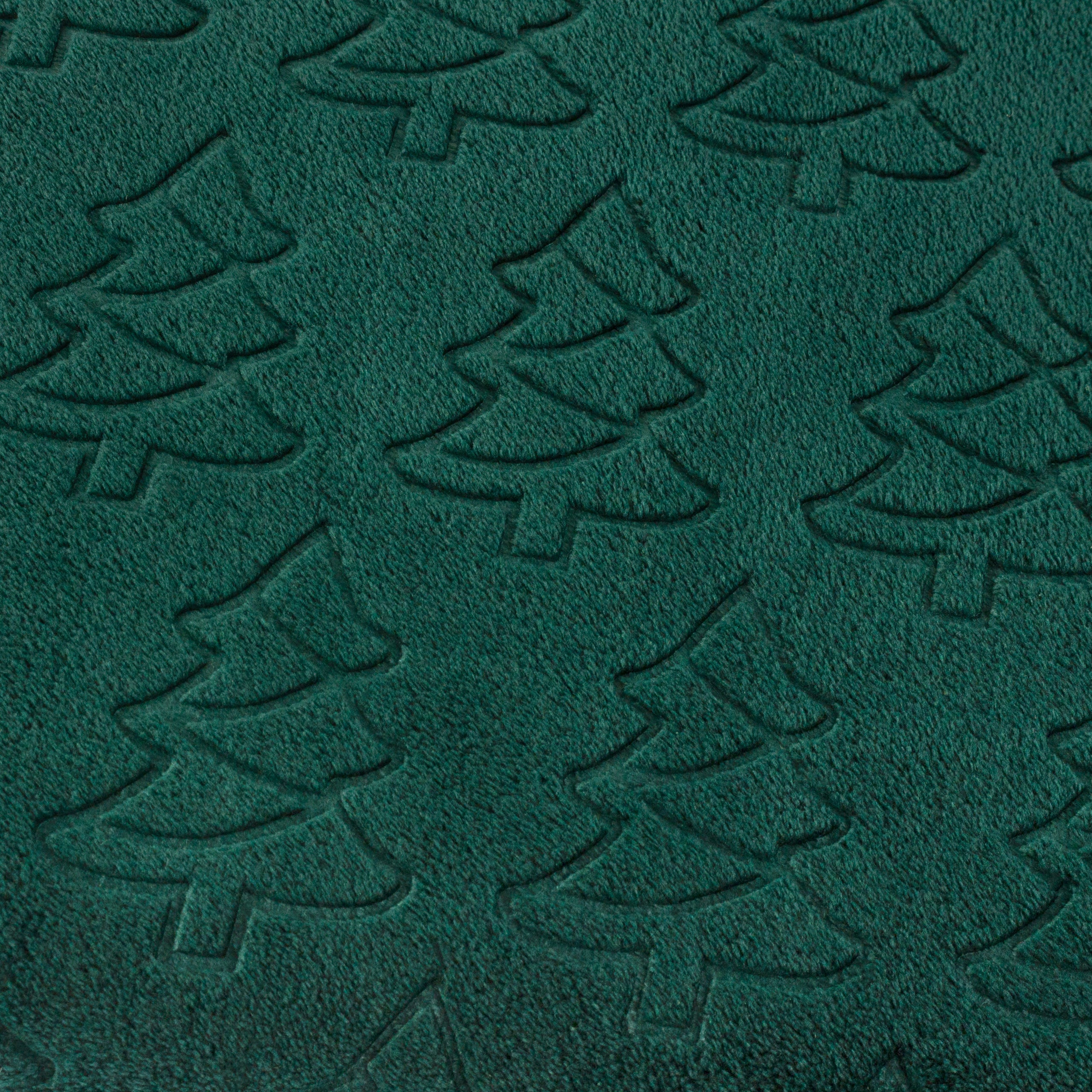 Festive Trees Fleece Throw