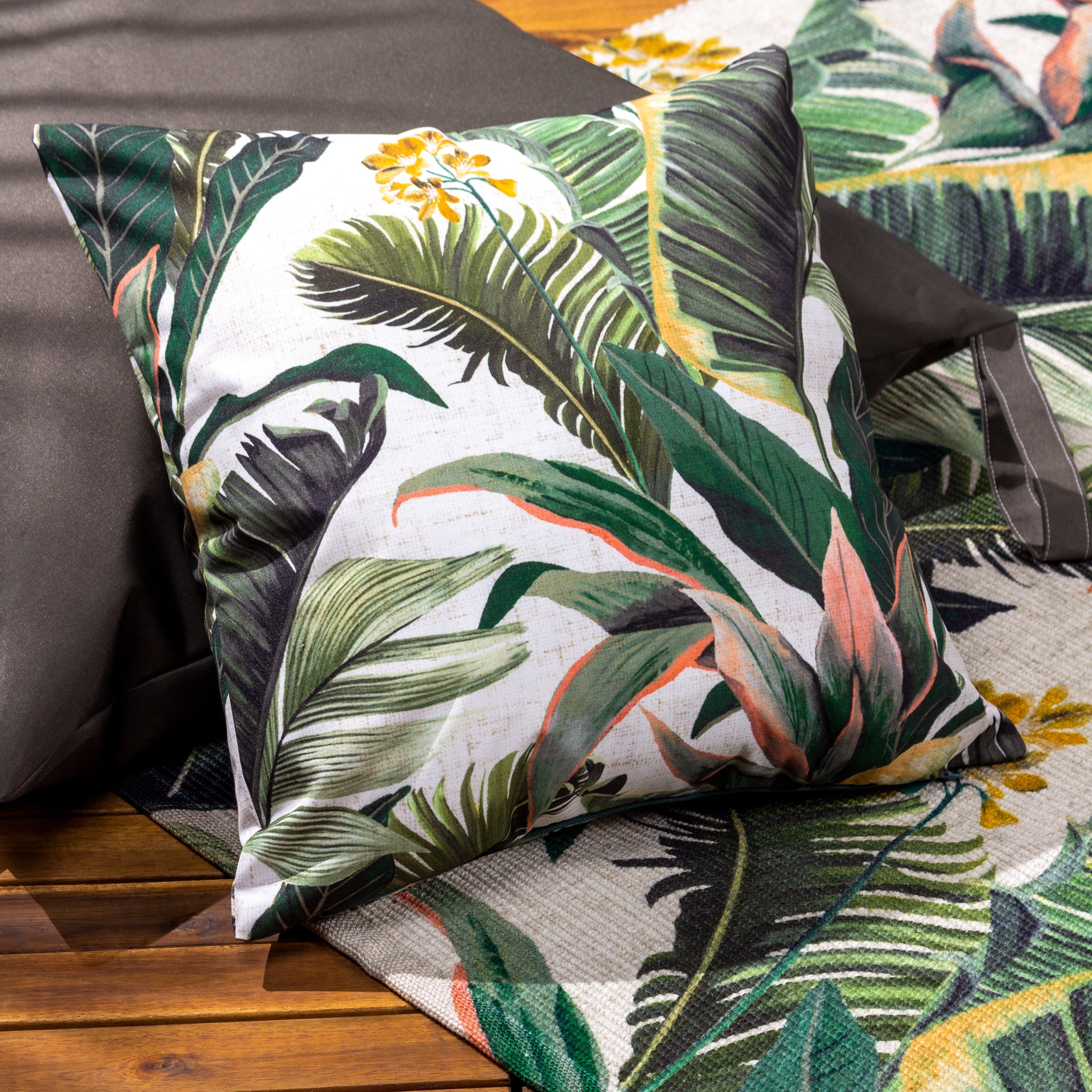 Hawaii Outdoor Cushion