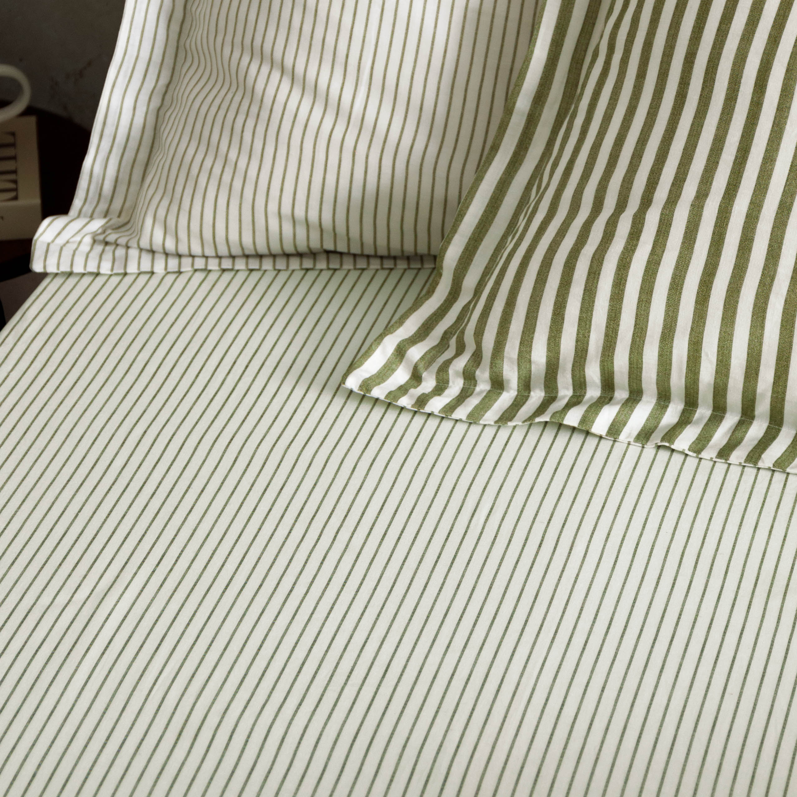 Hebden 100% Cotton Narrow Stripe Fitted Bed Sheet
