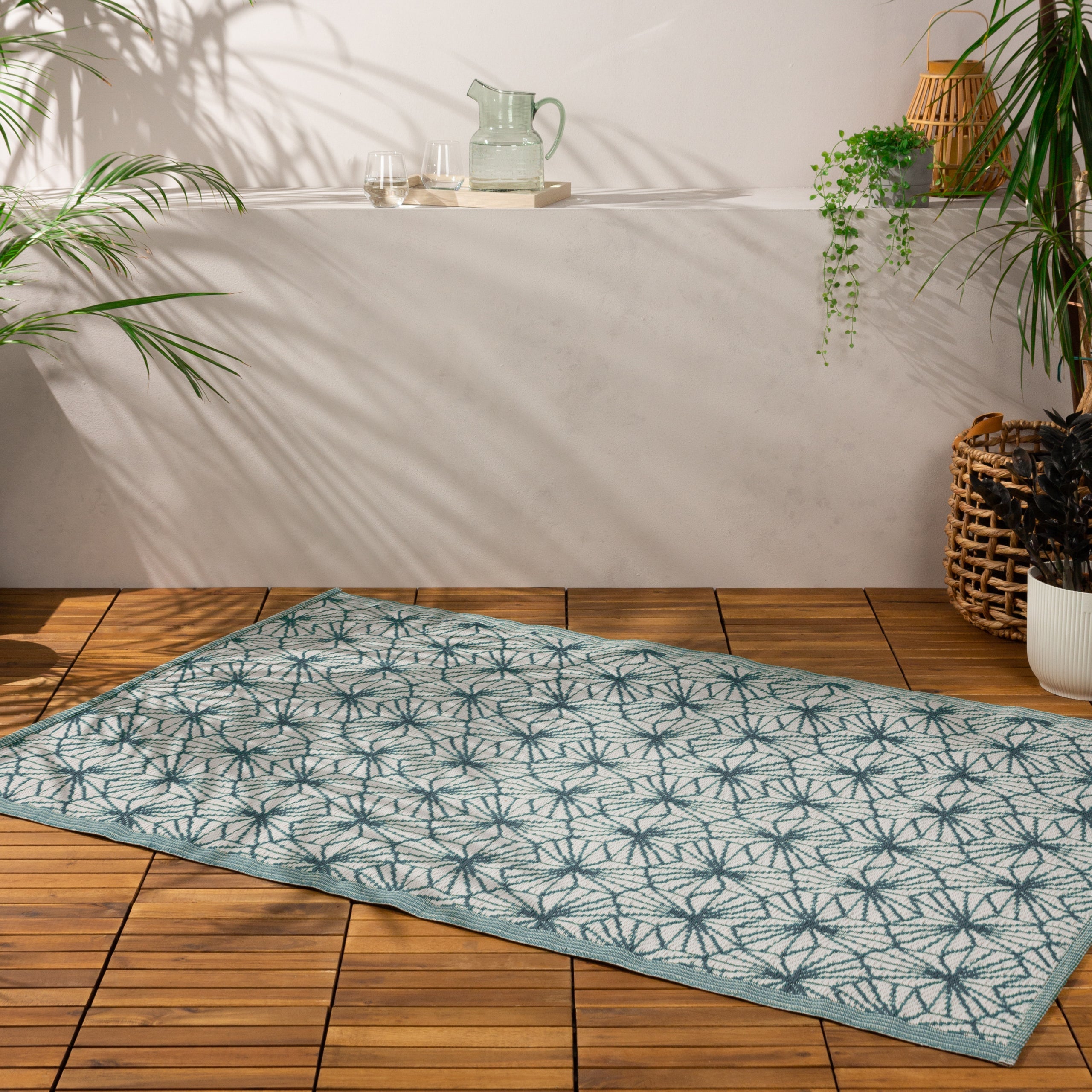 Hexa 120x180cm Outdoor Rug