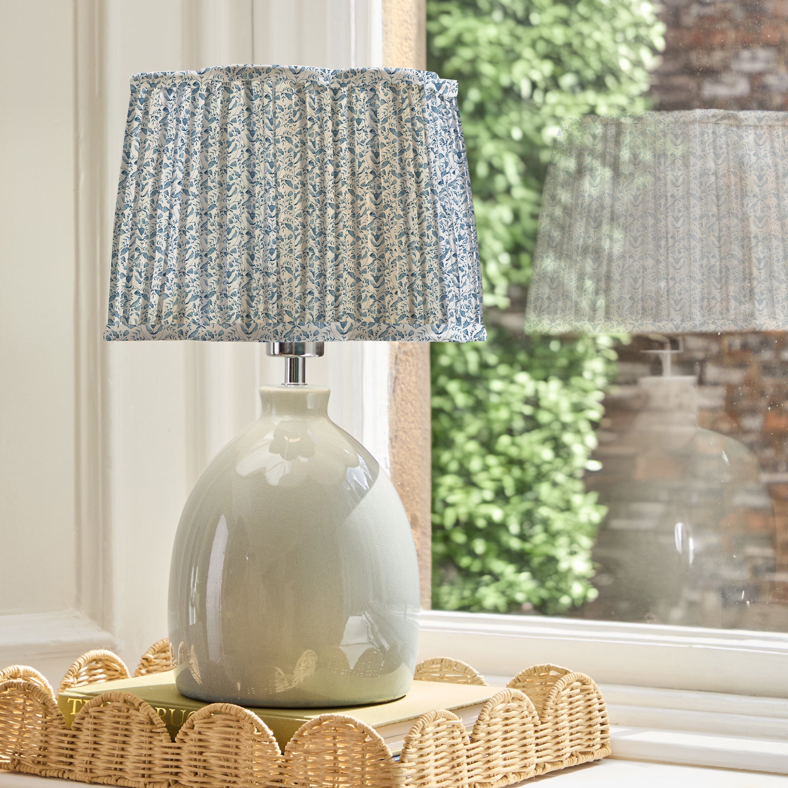 Juna Pleated Scalloped Lamp Shade