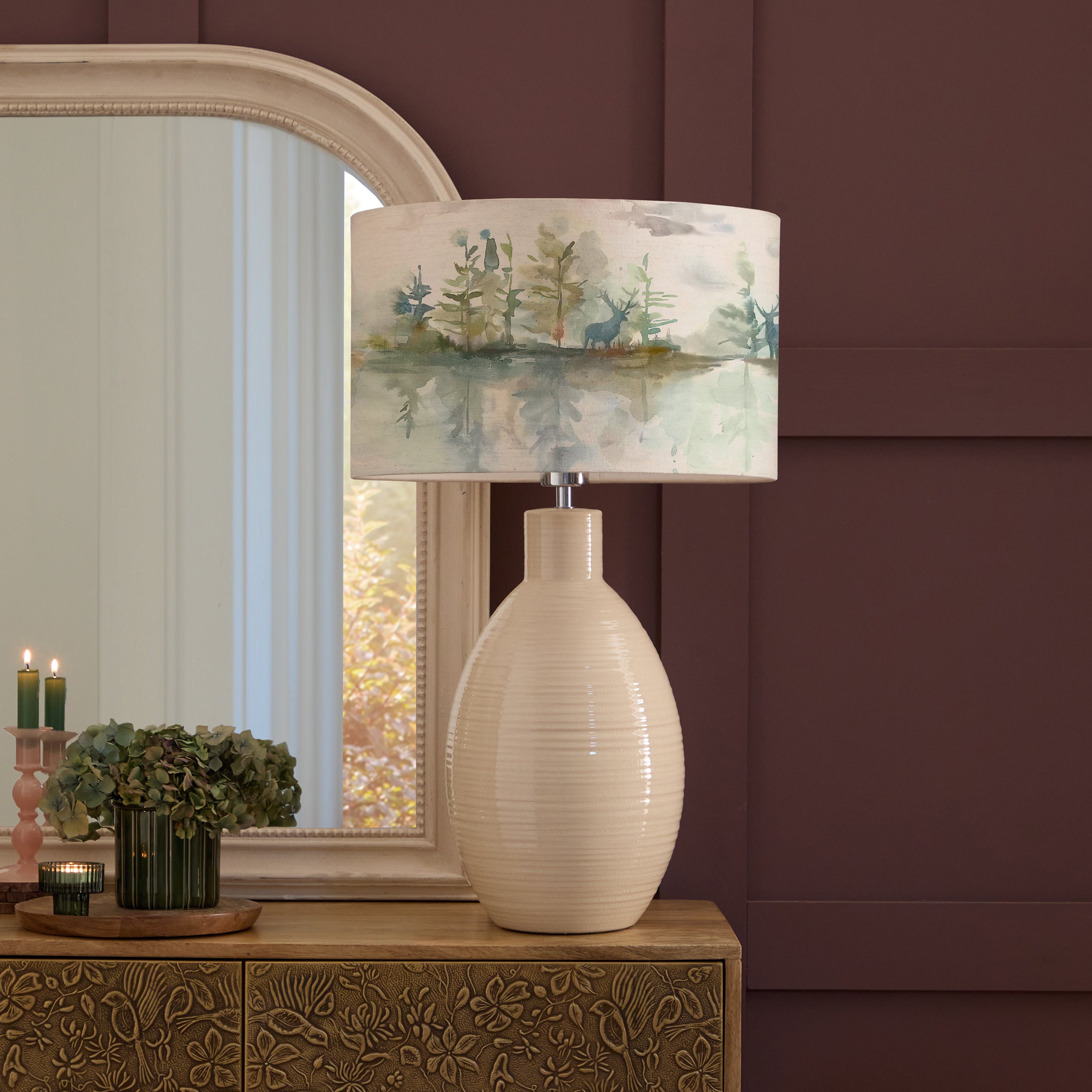 Wilderness Eva & Epona Complete Table Lamp