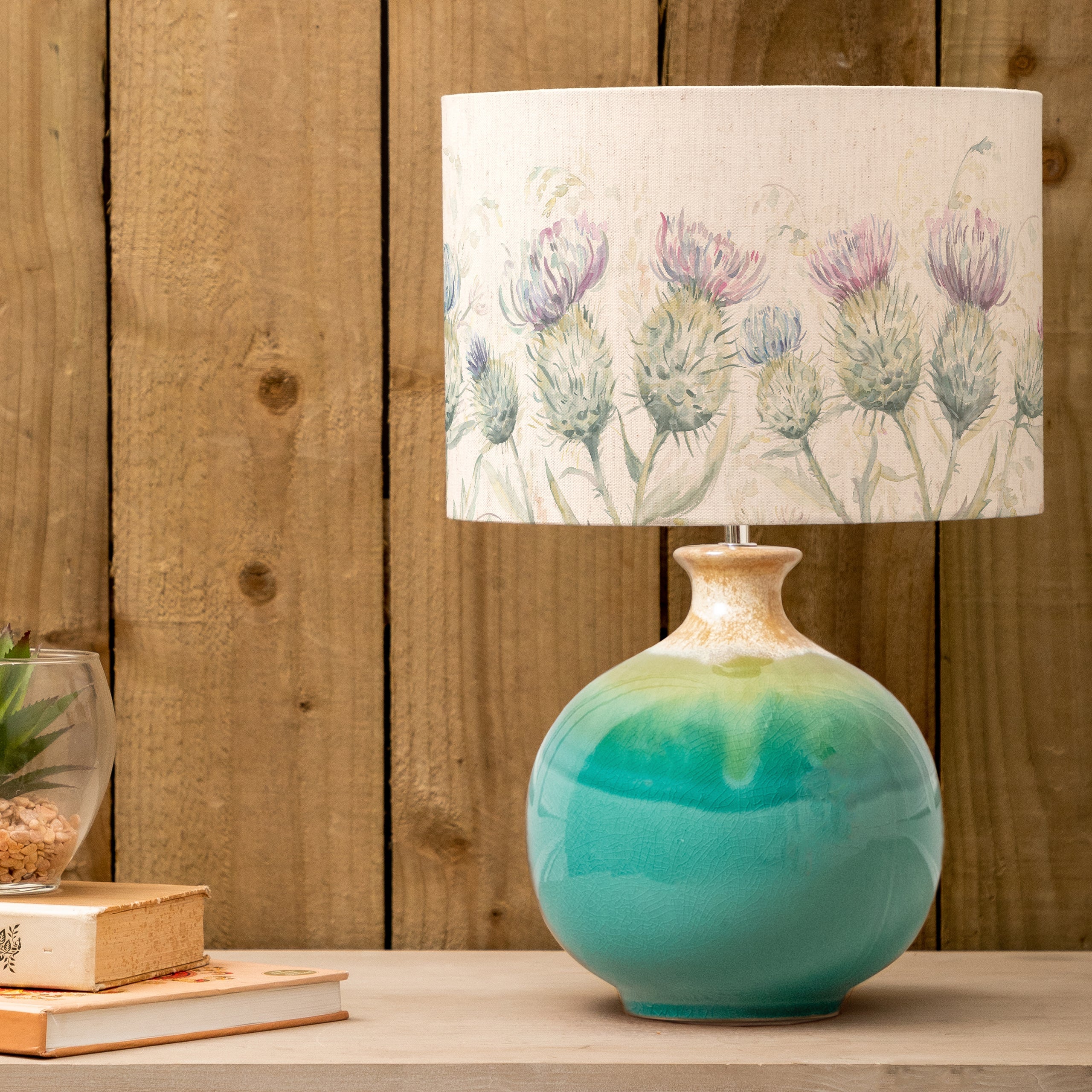Thistle Glen Eva & Neso Complete Table Lamp