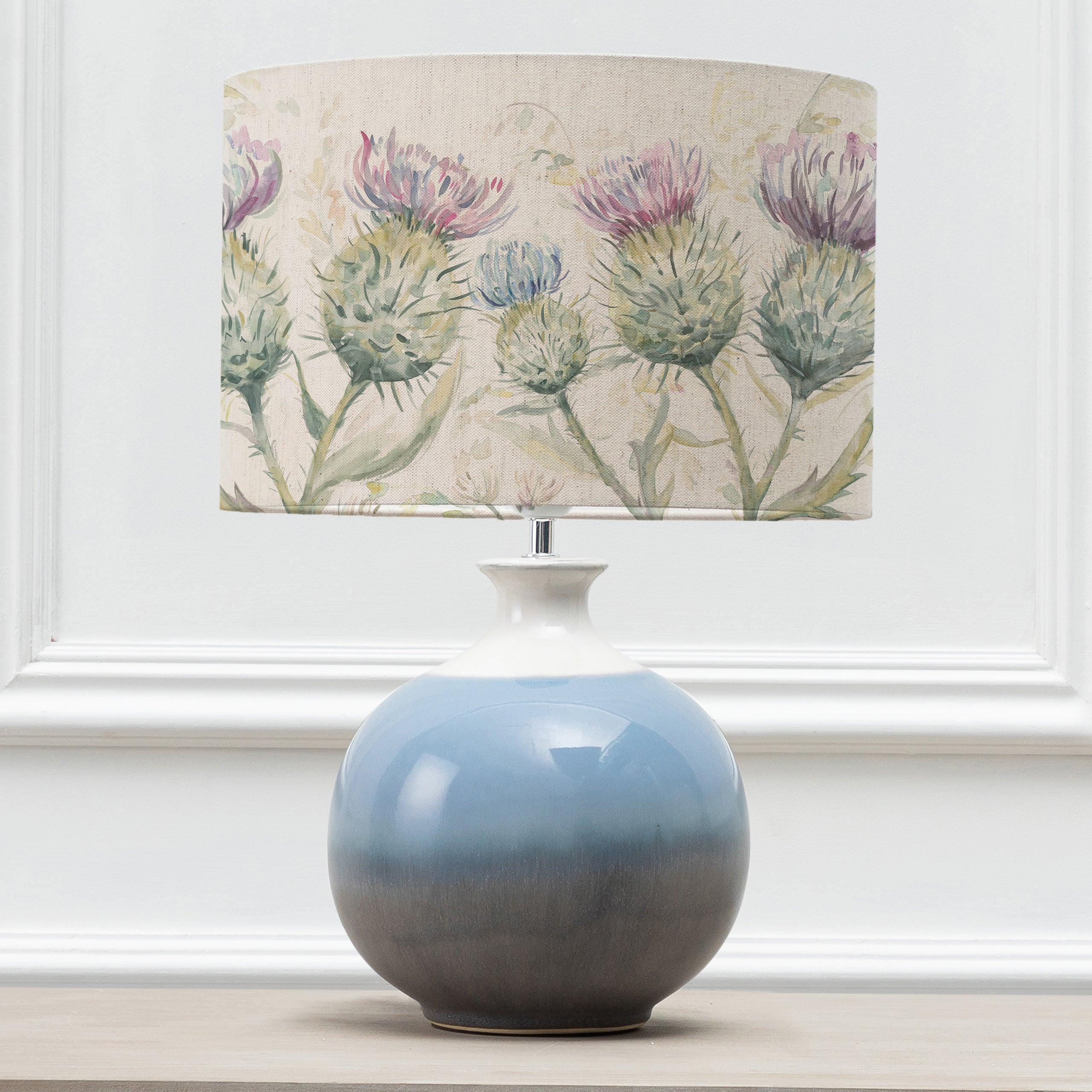Thistle Glen Eva & Neso Complete Table Lamp
