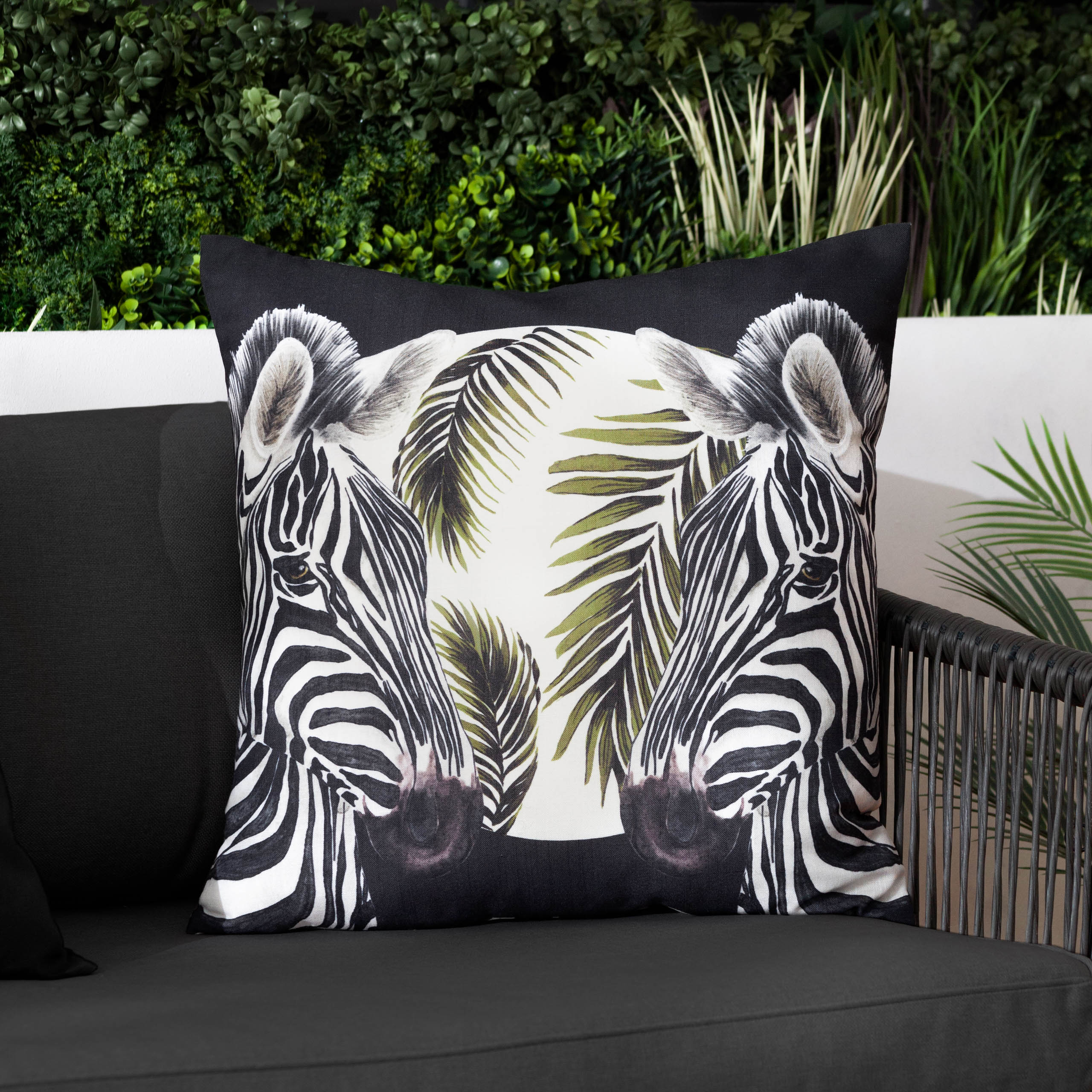 Leopardis Zebras Woven Outdoor Cushion