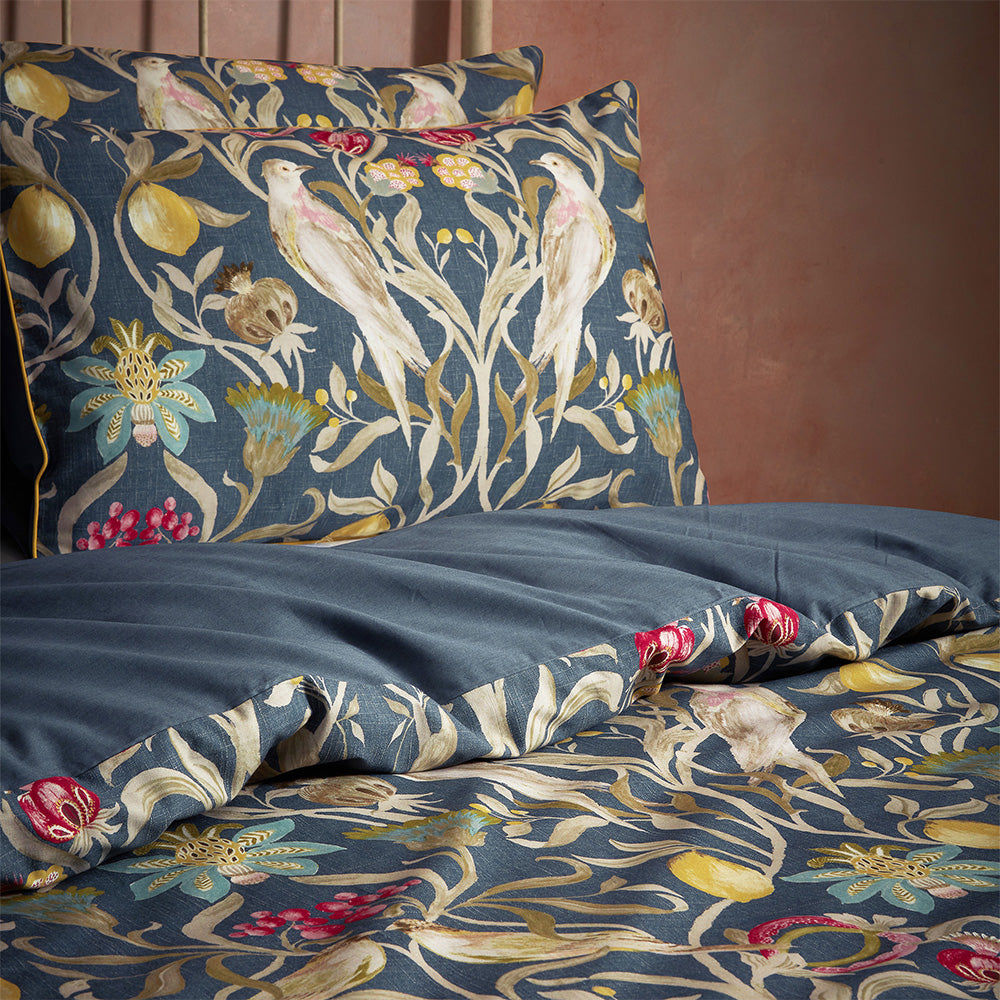 Songbird Traditional Floral Printed Piped Duvet Cover Set