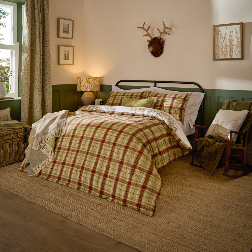 Moorland Stag 100% Cotton Reversible Duvet Cover Set