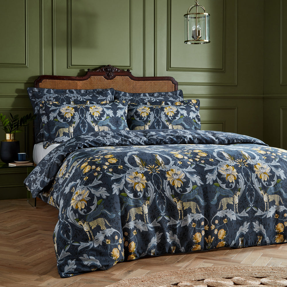 Nouvilla Cheetah Floral Duvet Cover Set