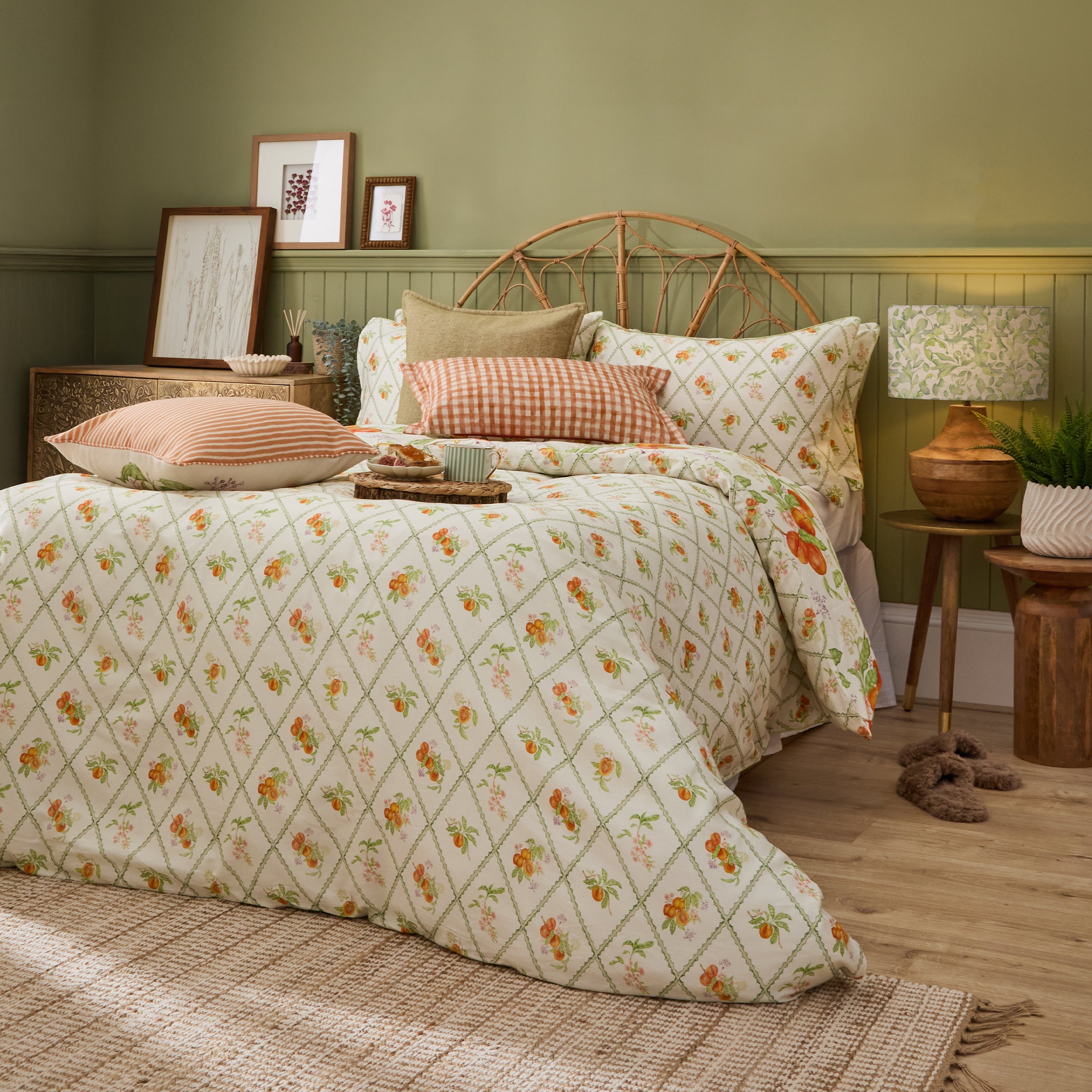 Peach Harvest Printed Duvet Cover Set