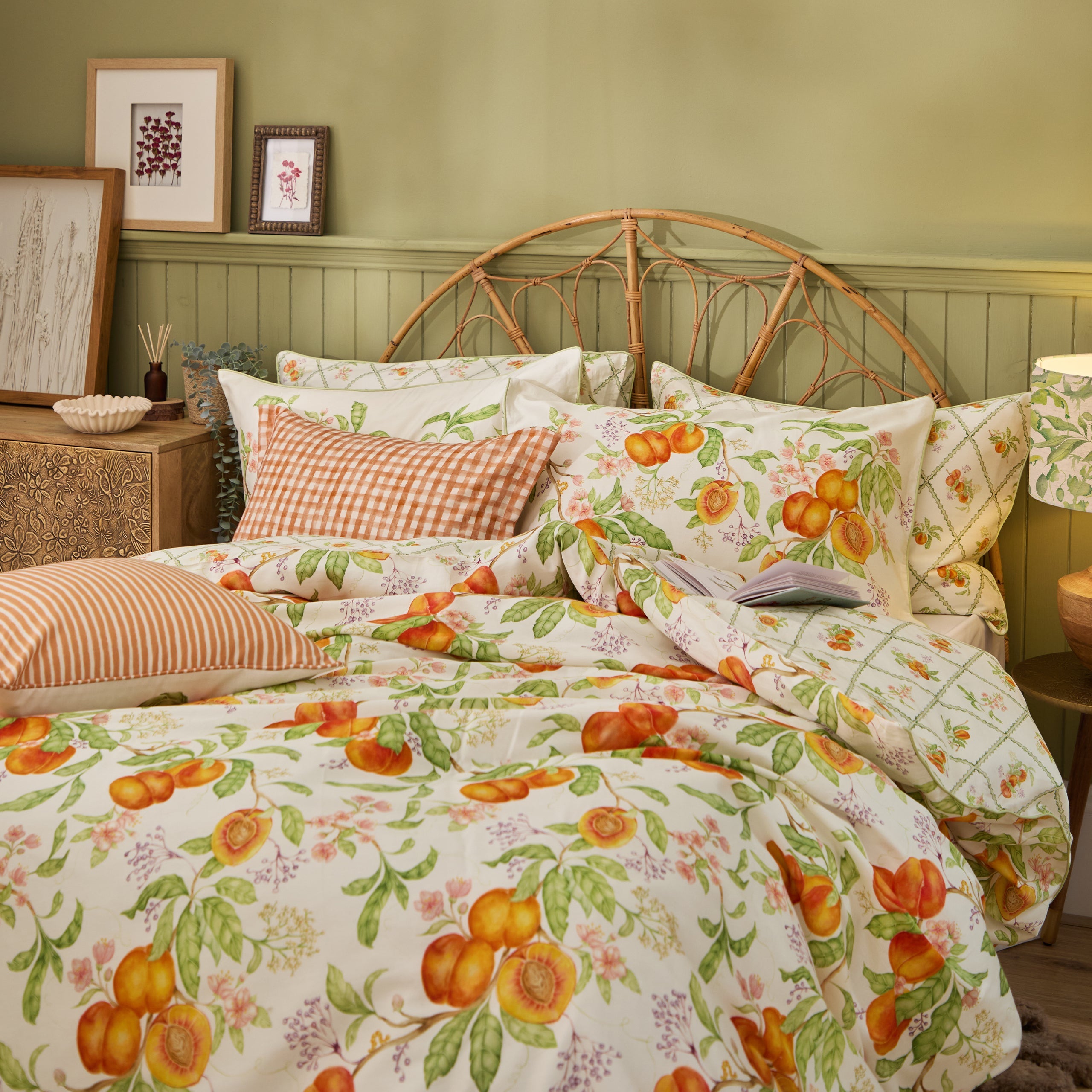 Peach Harvest Printed Duvet Cover Set
