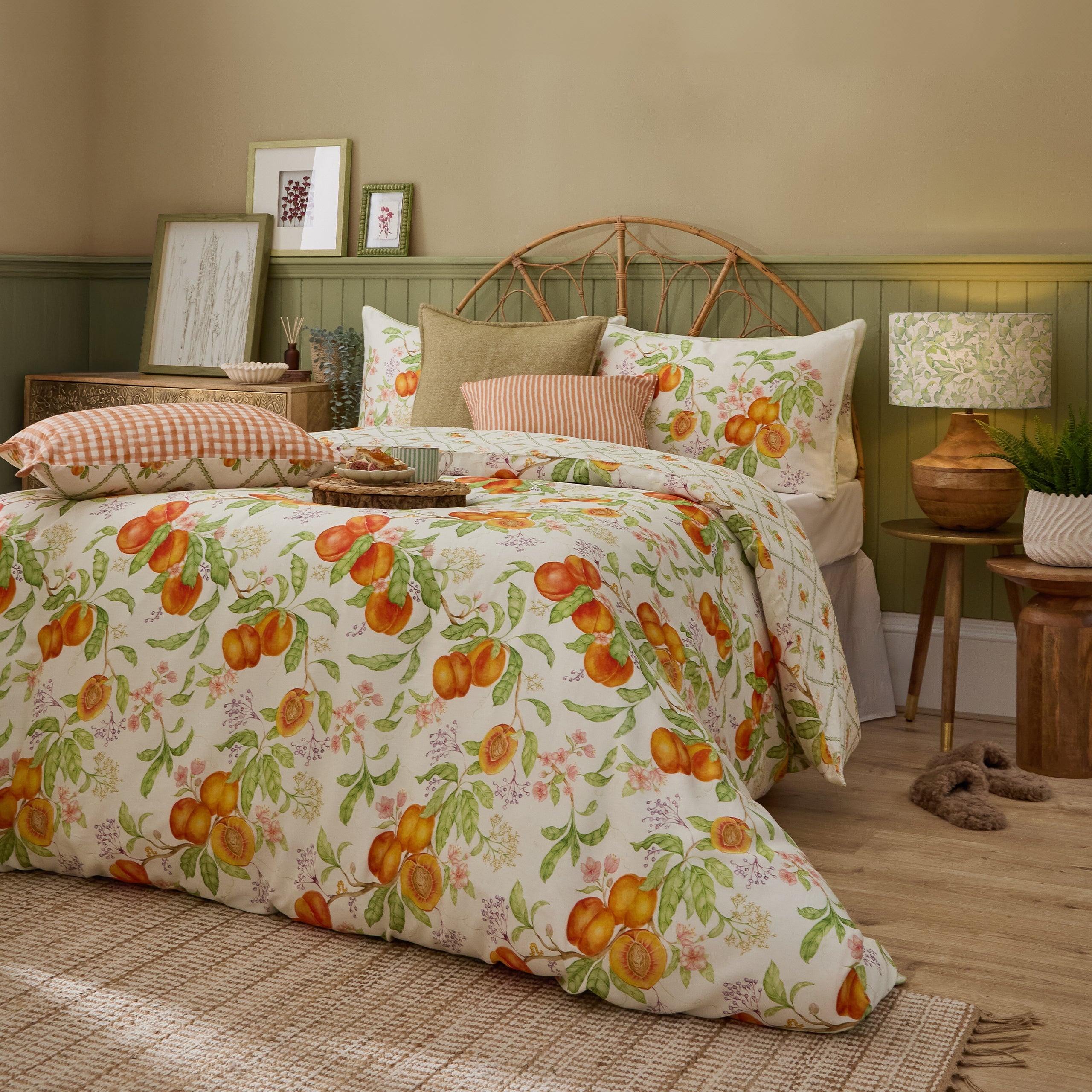 Peach Harvest Printed Duvet Cover Set