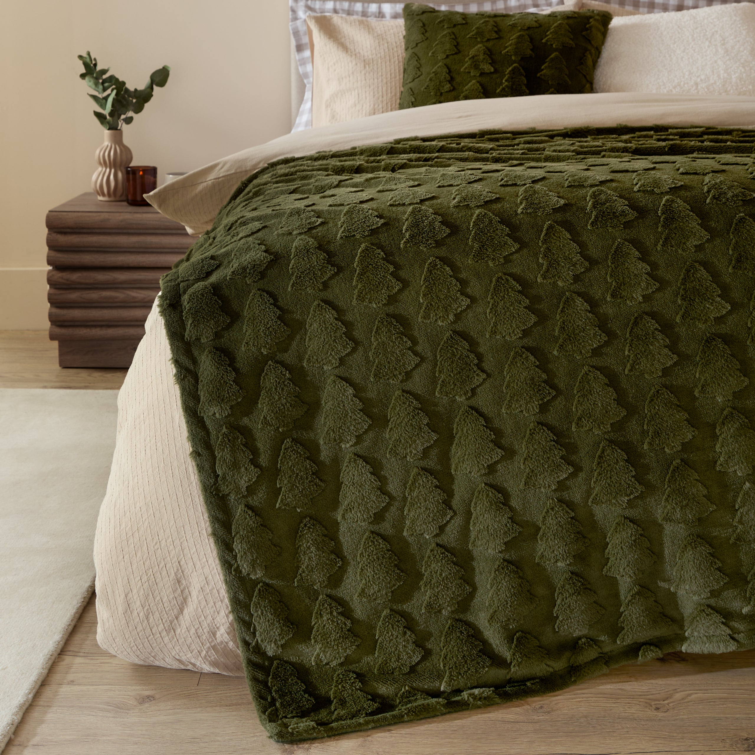 Pines Faux Fur Throw