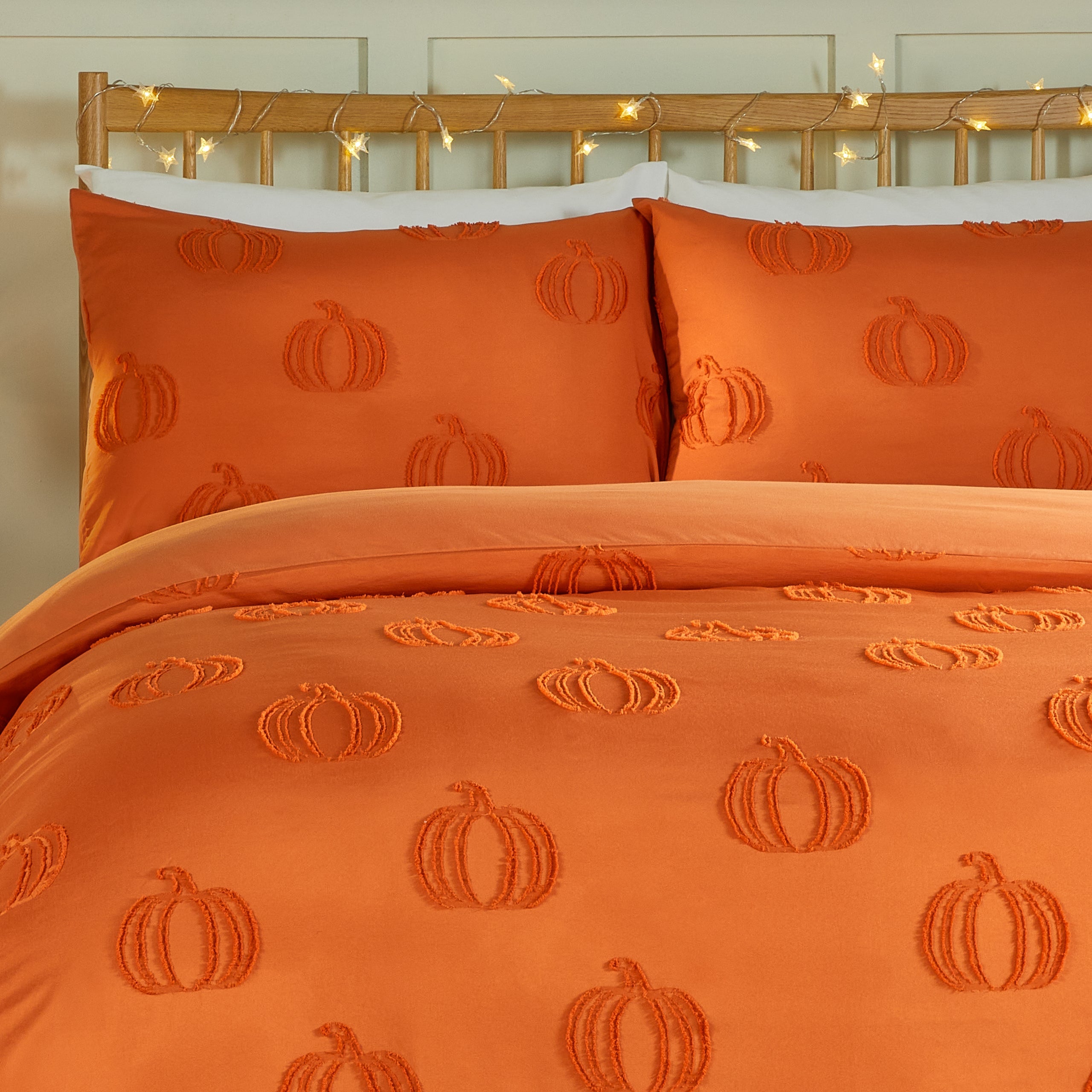 Pumpkin Fields Soft Touch Tufted Duvet Cover Set