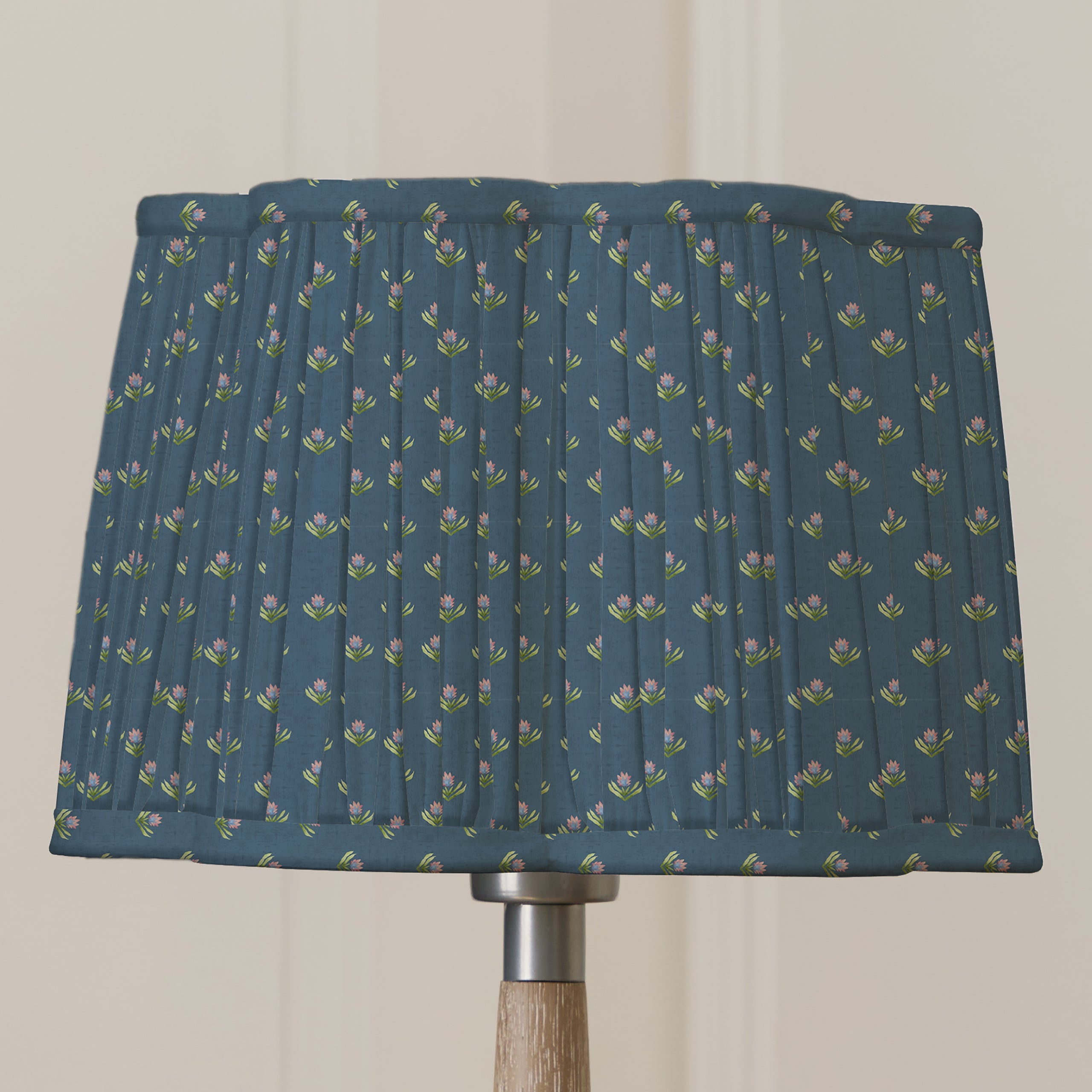 Raja Pleated Scalloped Lamp Shade