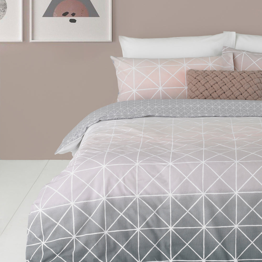 Spectrum Geometric Gradient Duvet Cover Set