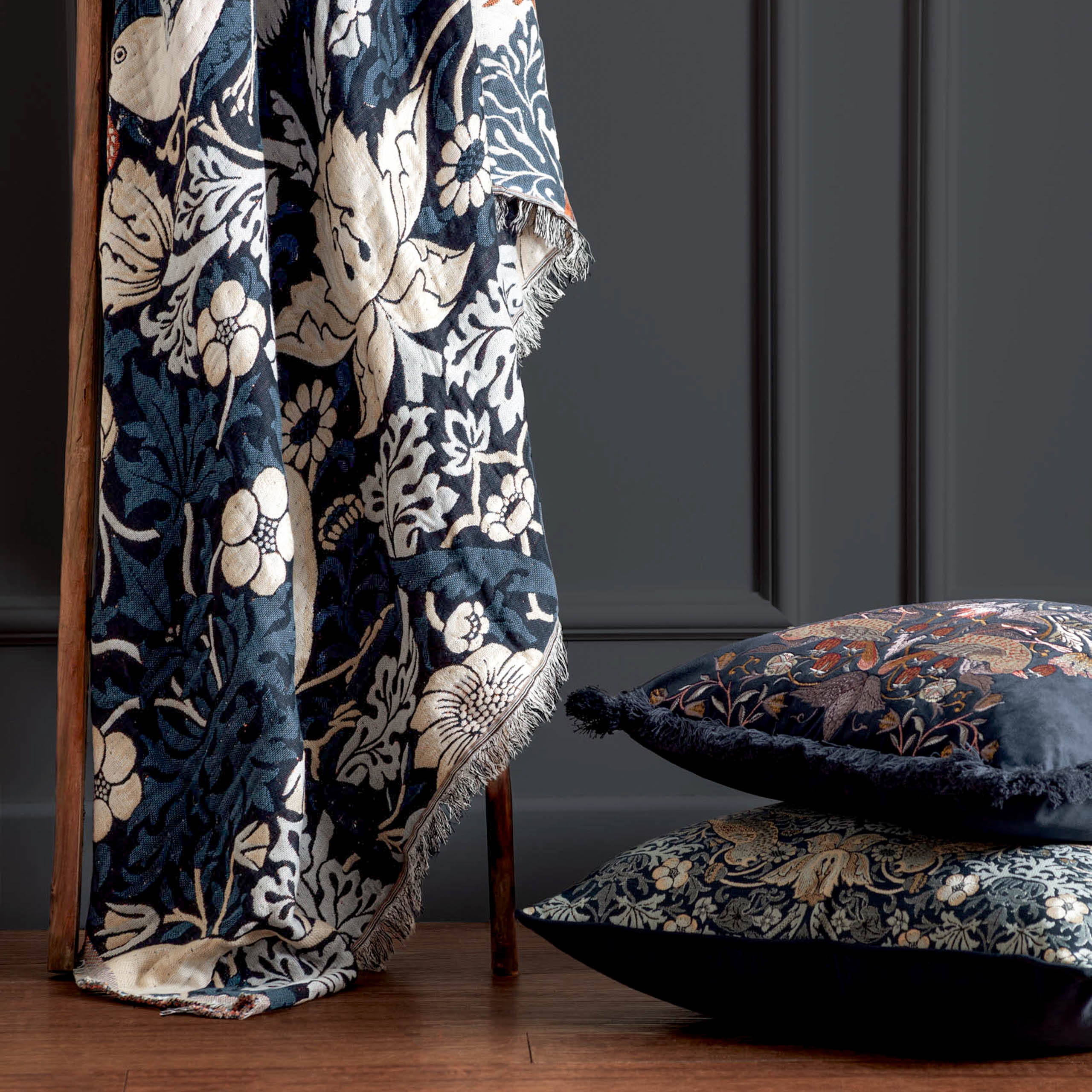 Strawberry Thief Jacquard Throw