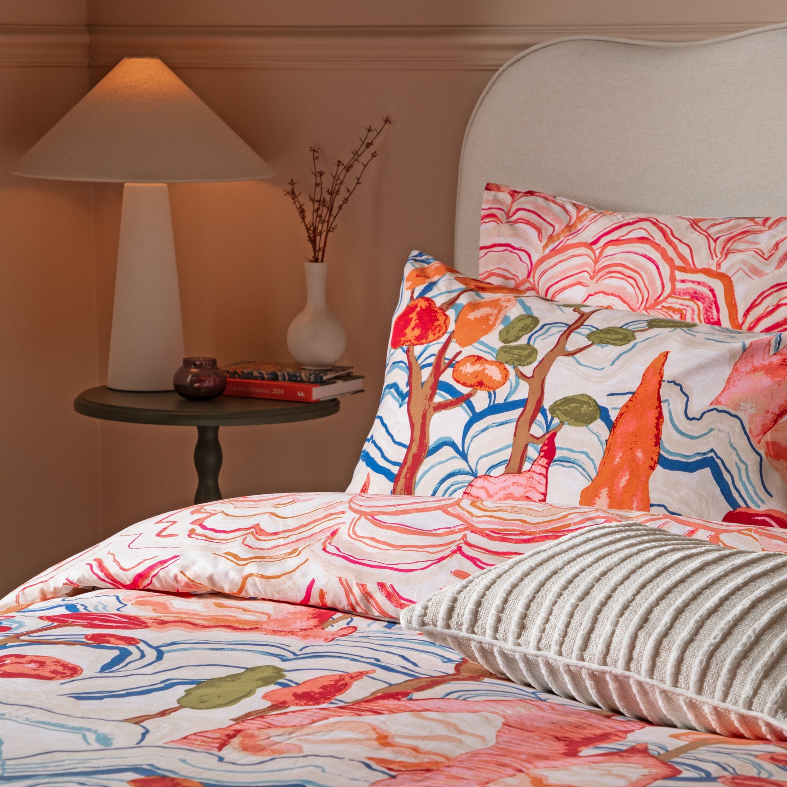 Terra Nova Printed Reversible Duvet Cover Set