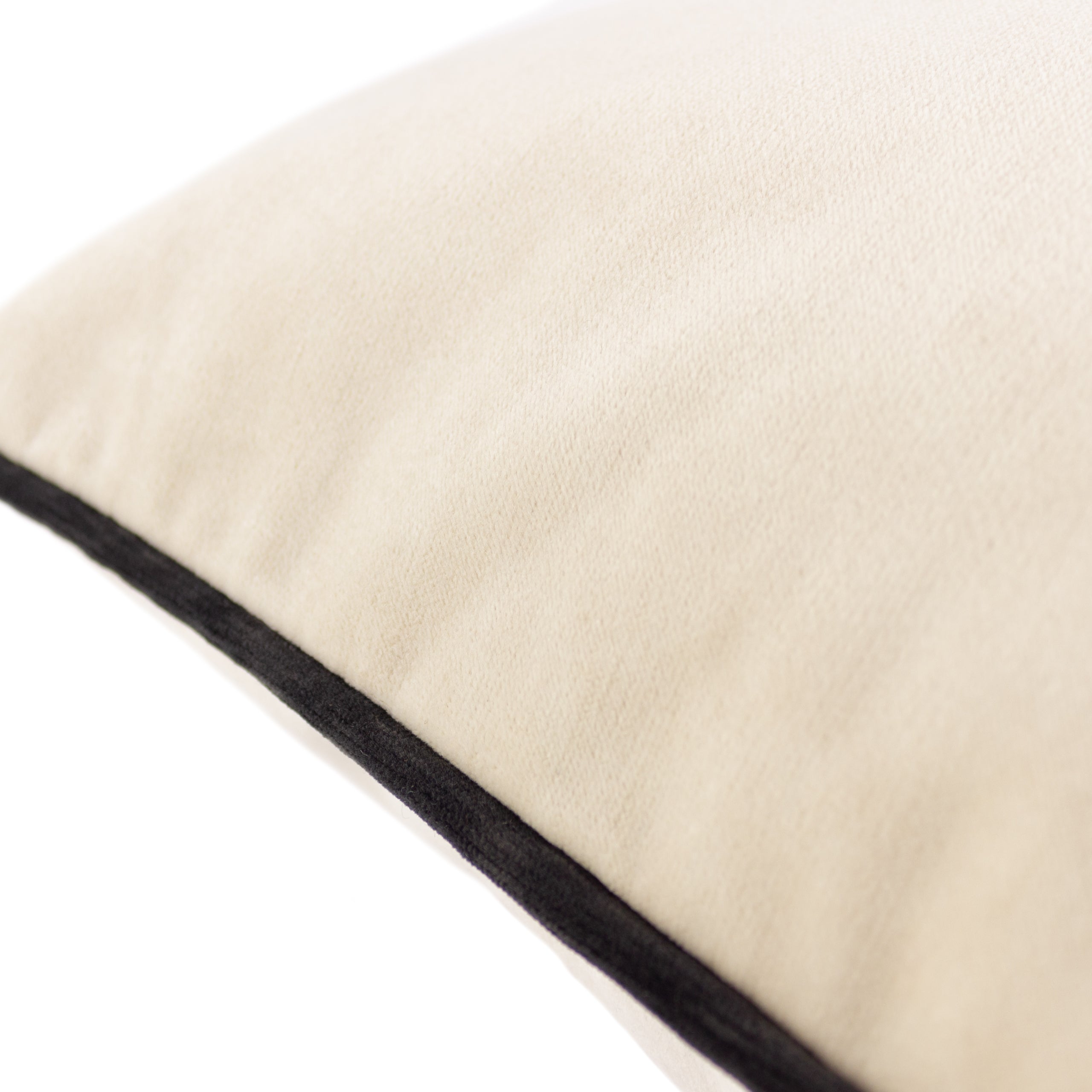 Torto Opulent Velvet Cushion