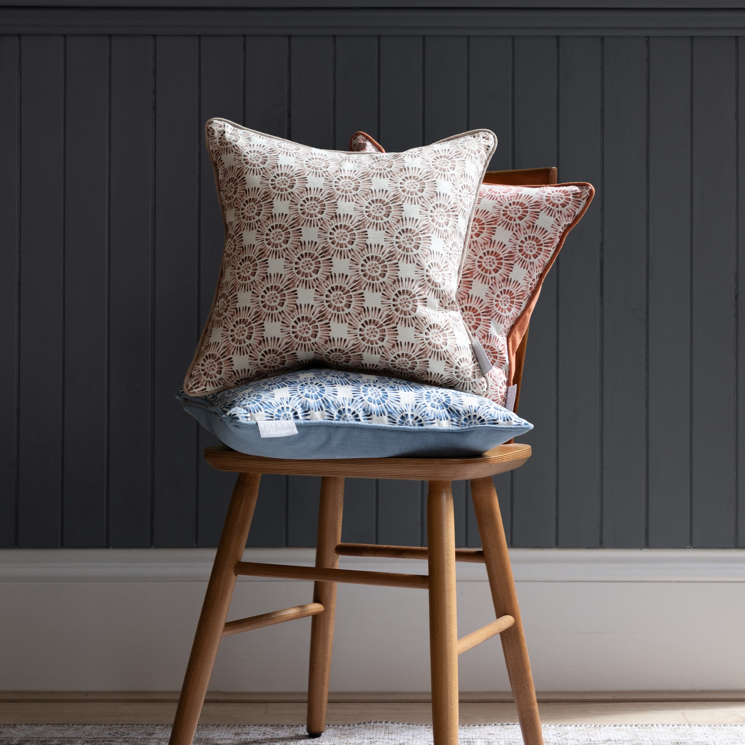 Vali Printed Piped Cushion