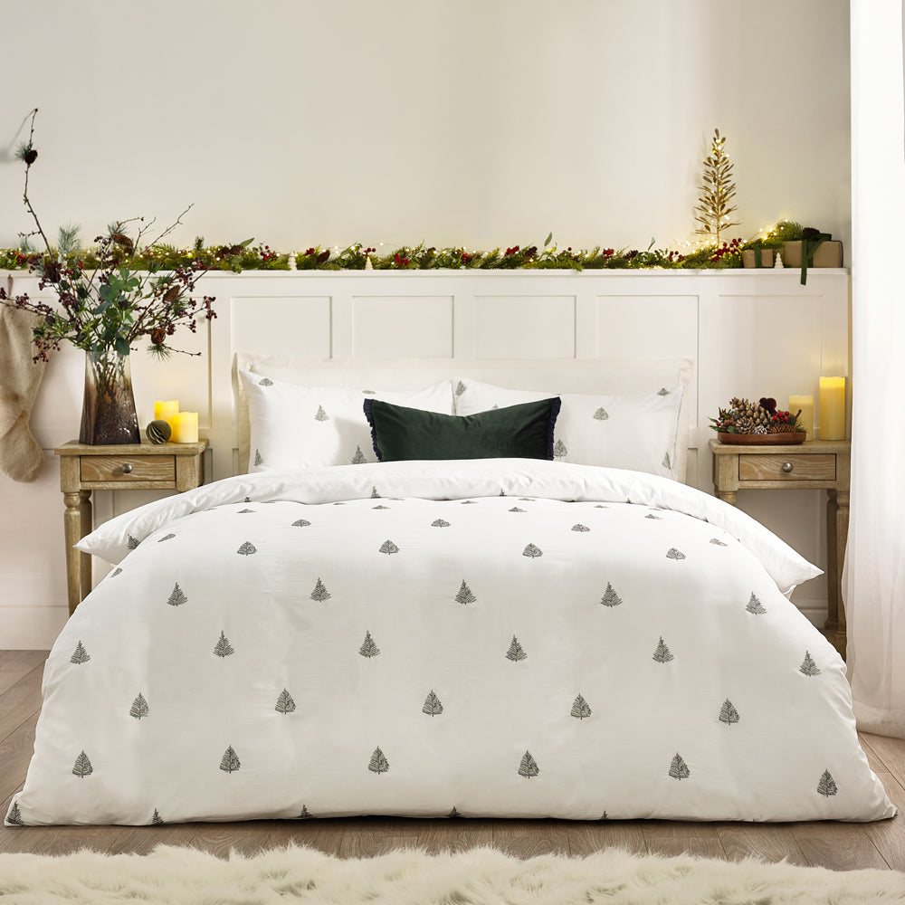 Winter Forest 100% Cotton Embroidered Duvet Cover Set