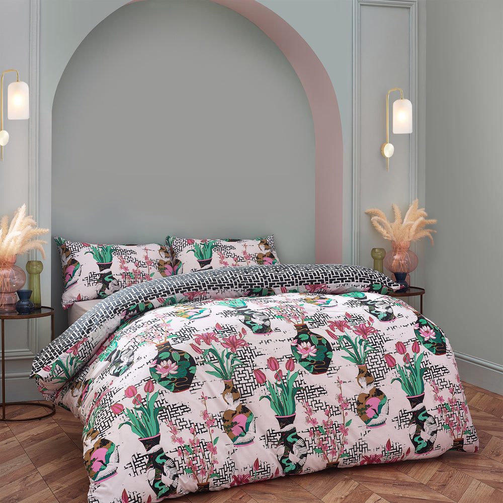 Ishiko Floral Duvet Cover Set