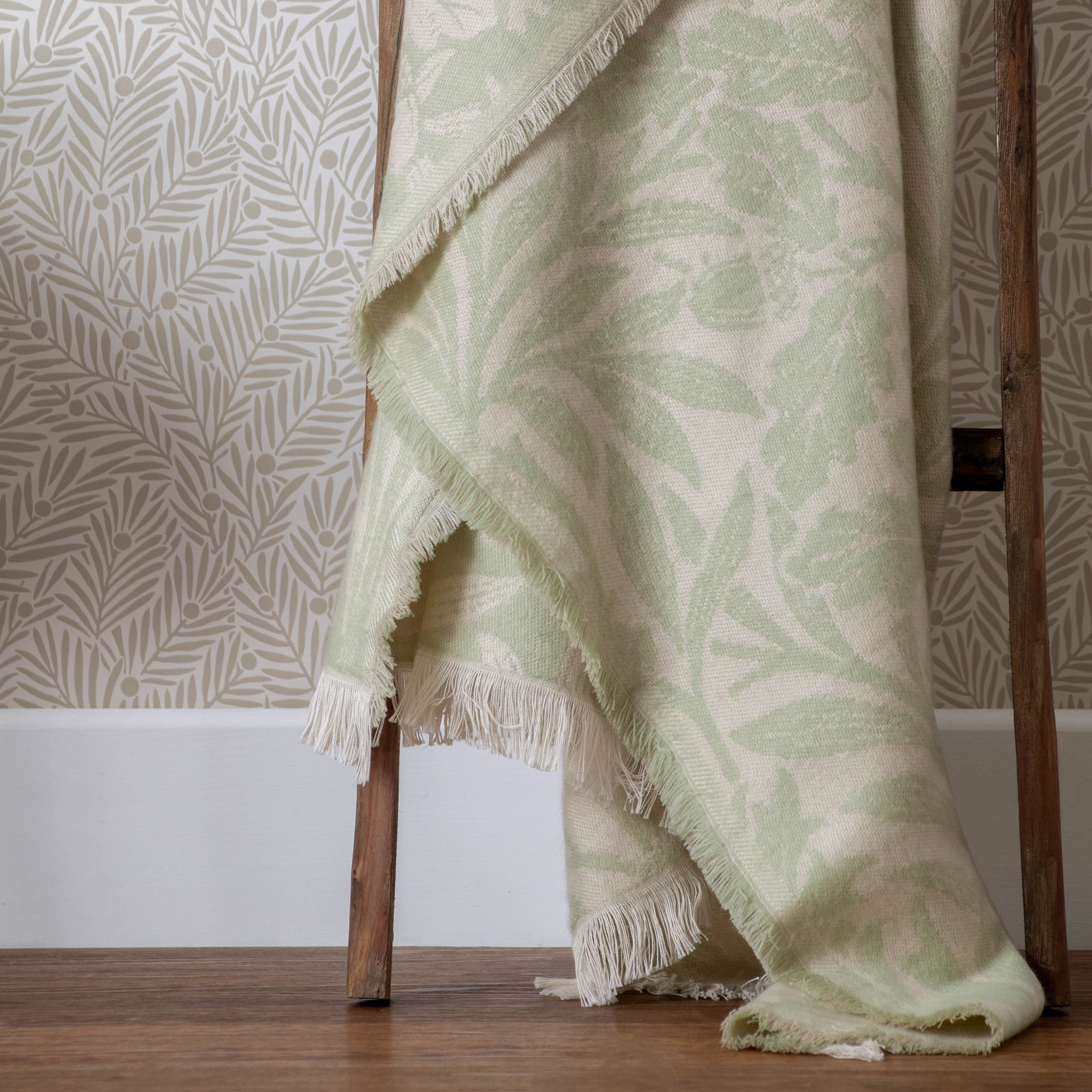 Acorn Tonal Jacquard Throw