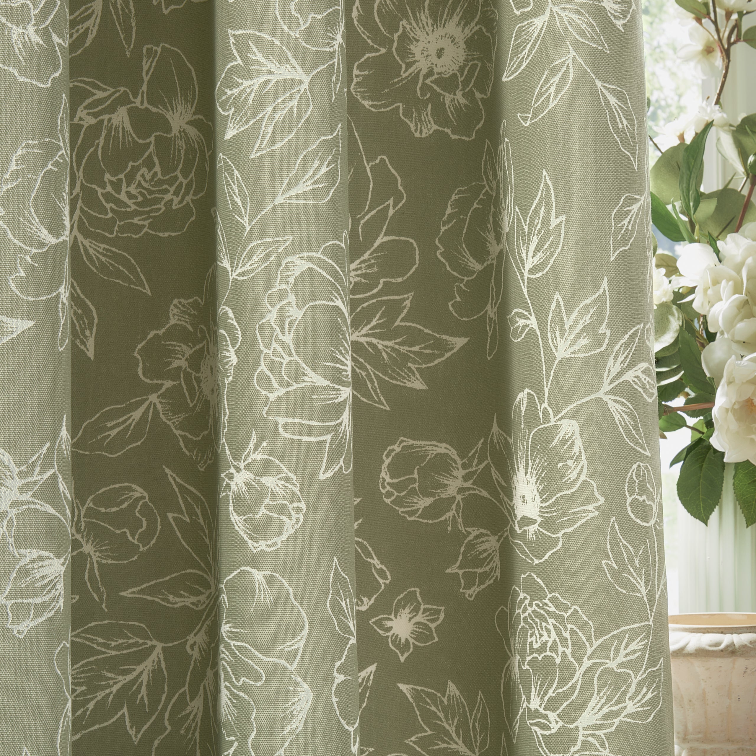 Bella Floral 100% Cotton Lined Pencil Pleat Curtains