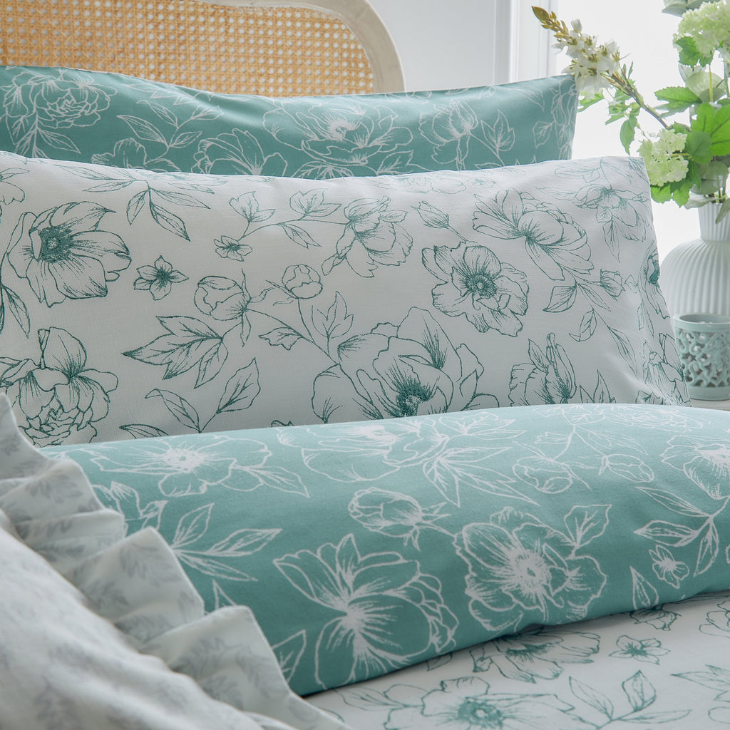 Bella Reversible Floral Duvet Cover Set