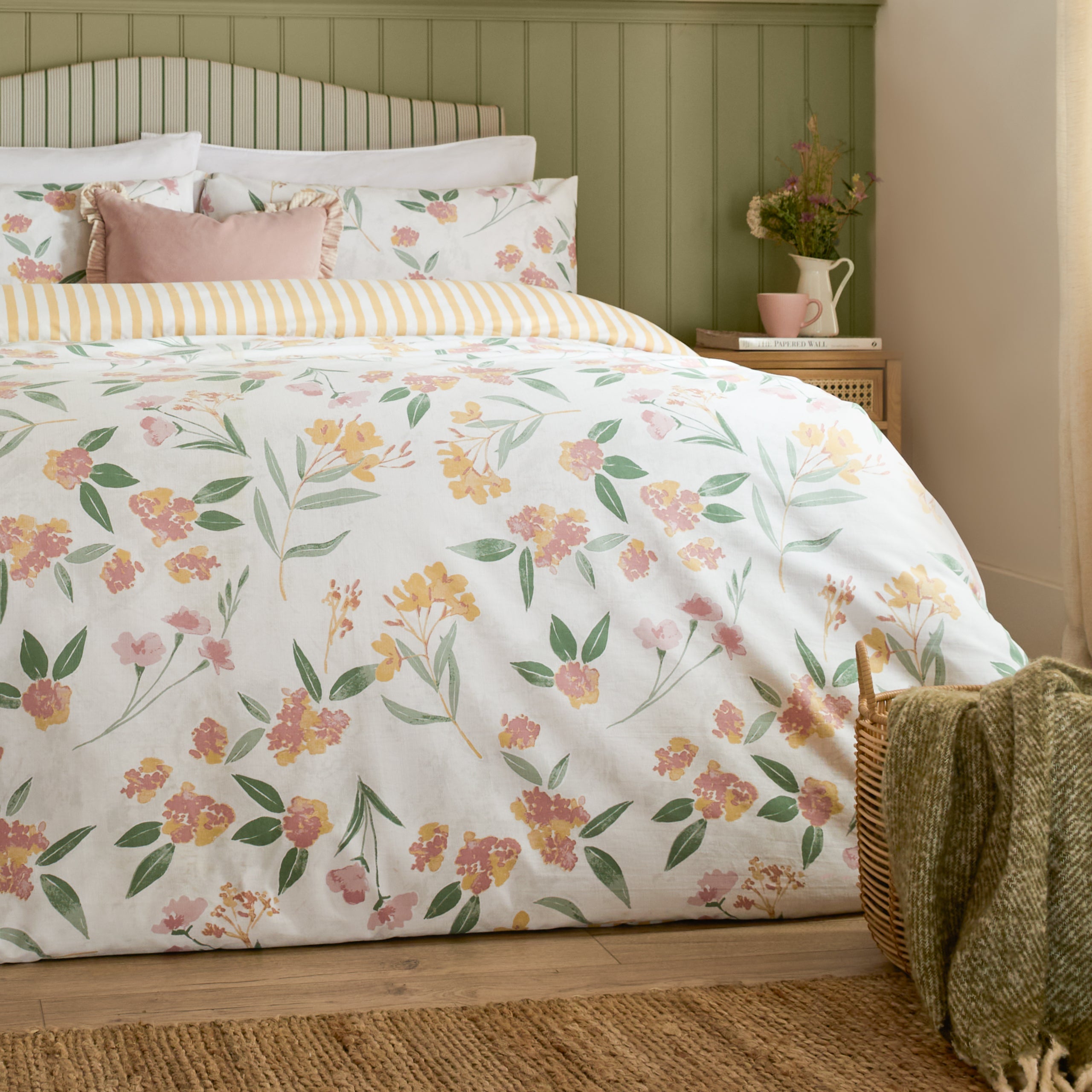Betsie Printed Reversible Duvet Cover Set