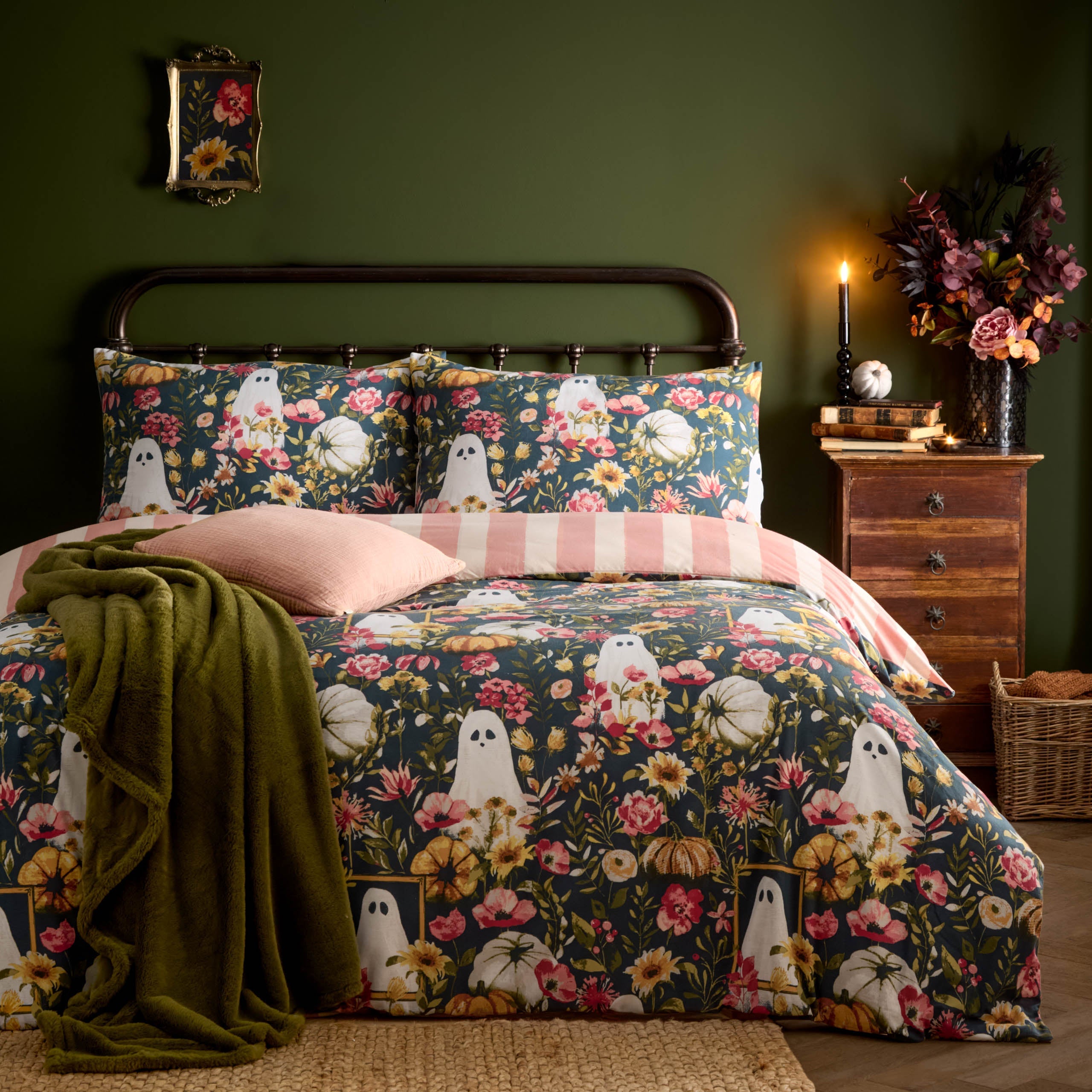Bootanical Printed Reversible Duvet Cover Set