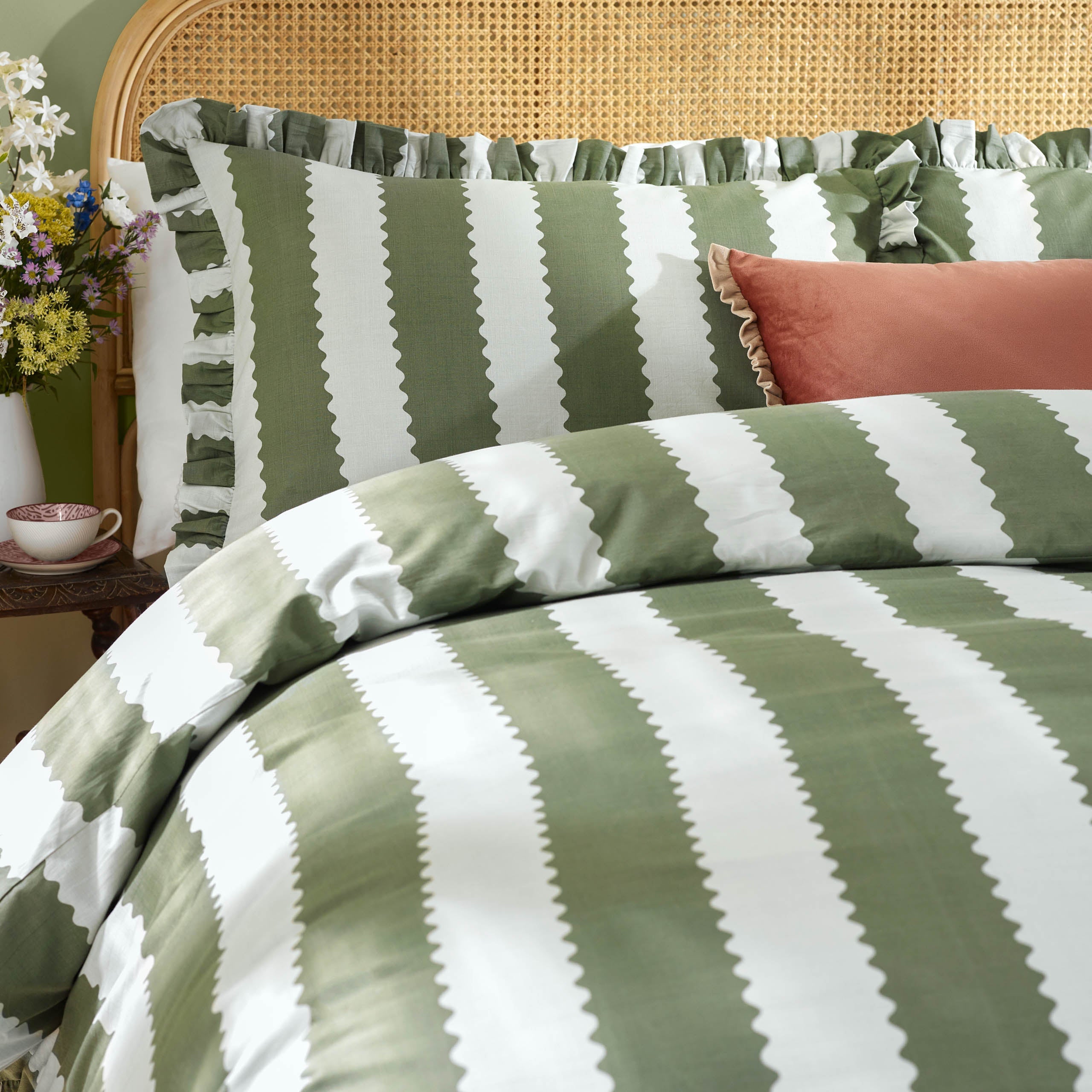 Birdie Stripe Ruffle Duvet Cover Set