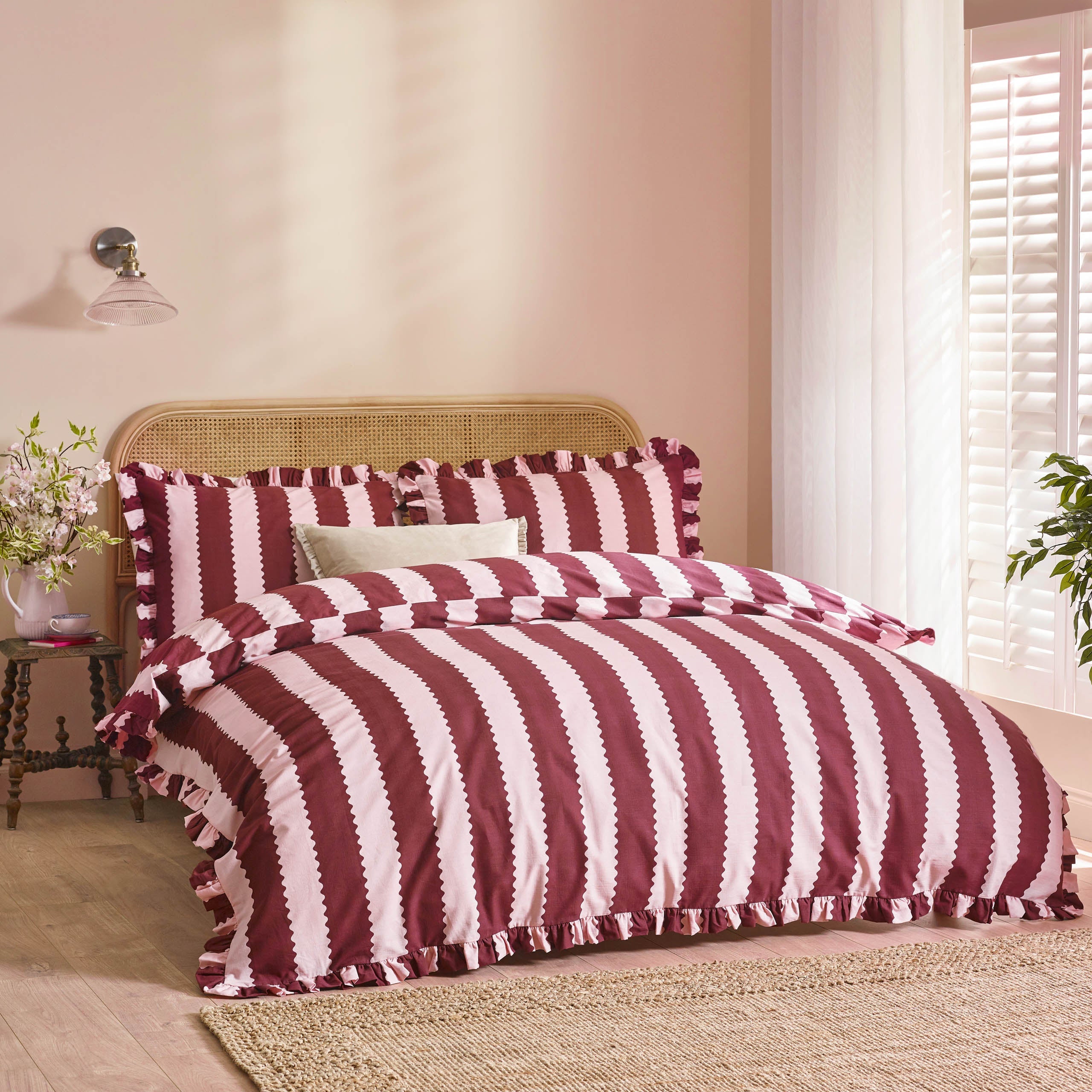 Birdie Stripe Ruffle Duvet Cover Set