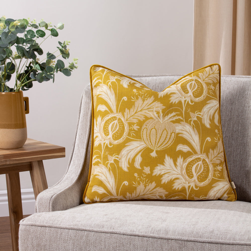 Chatsworth Heirloom Piped Cushion