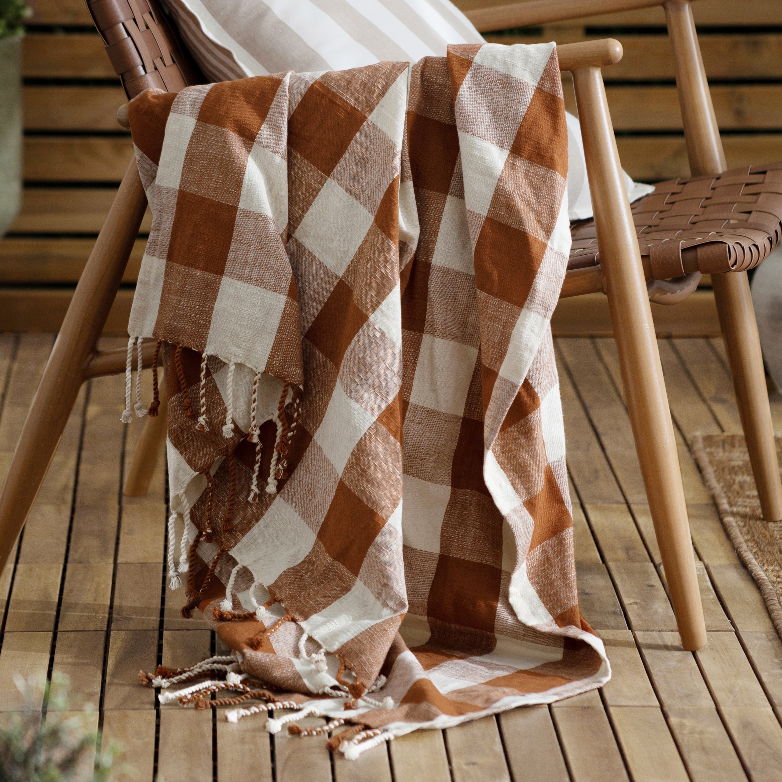 Chesil Check Tasselled 100% Cotton Throw