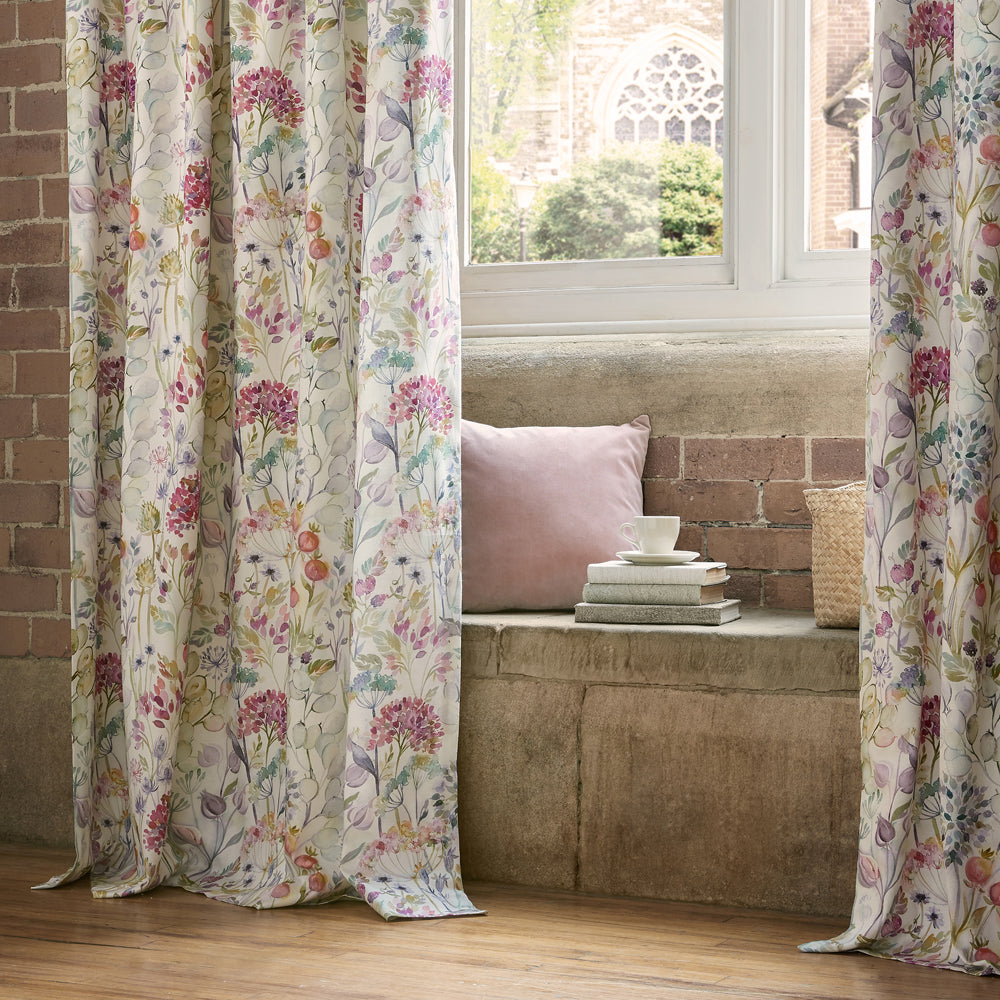 Country Hedgerow Fabric Pattern