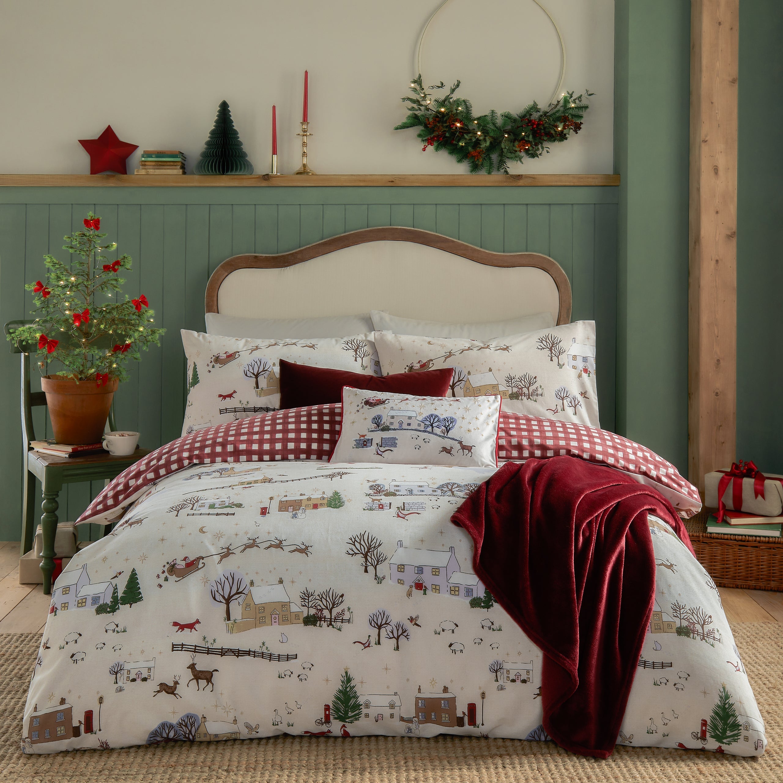 Cotswold Christmas Printed Reversible Duvet Cover Set