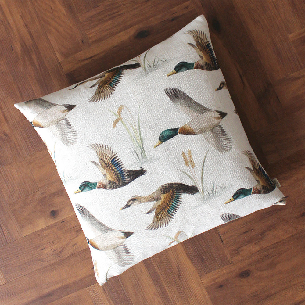 Country Duck Pond Cushion