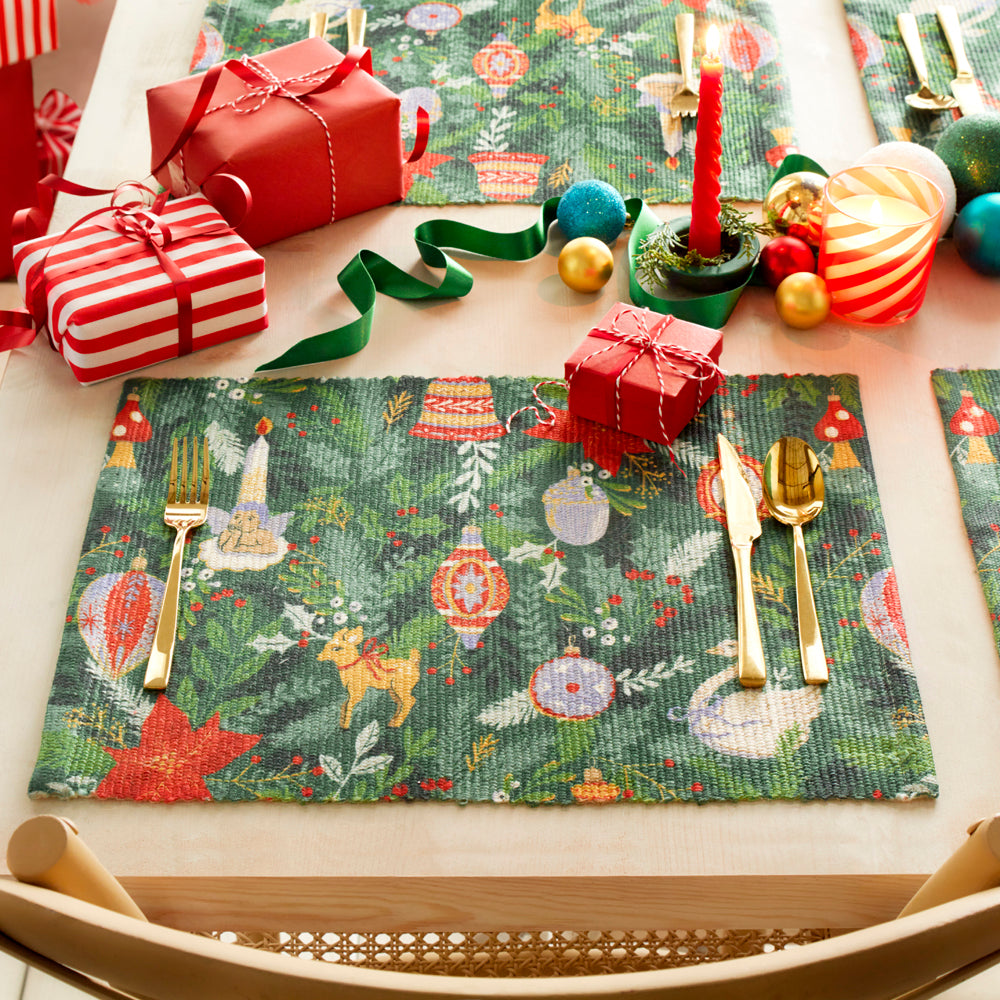 Deck The Halls Set of 4 Christmas Festive Placemats