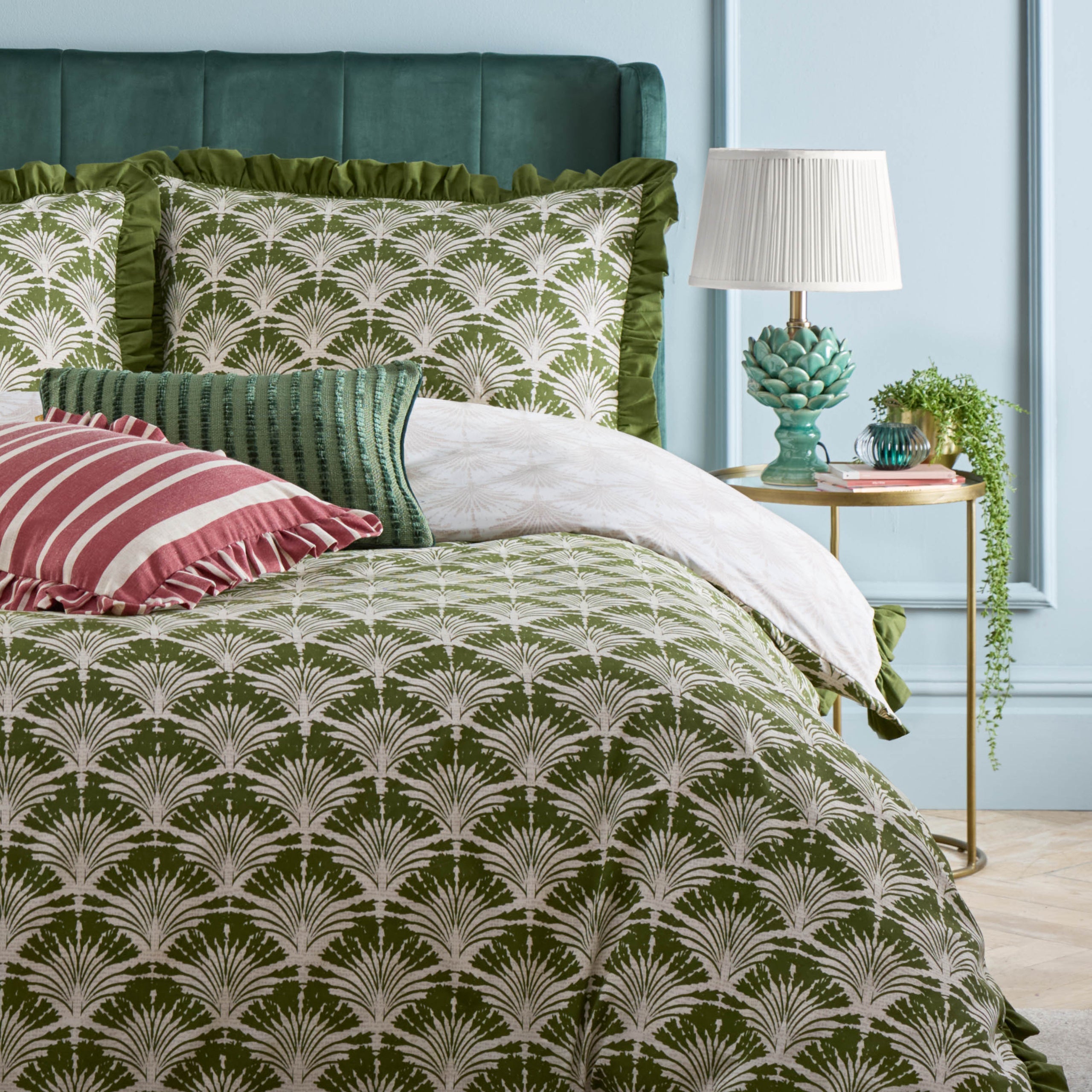 Deco Palm Printed Ruffle Duvet Cover Set