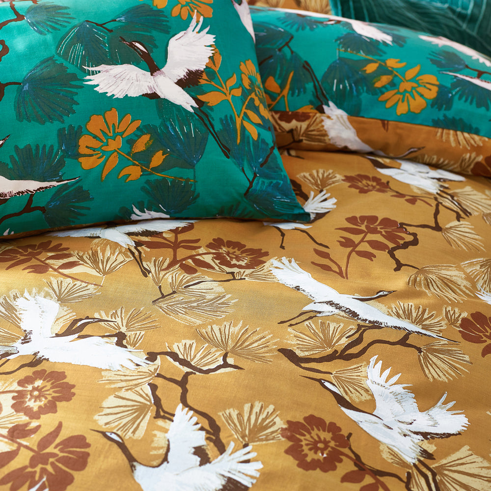 Demoiselle Botanical Duvet Cover Set