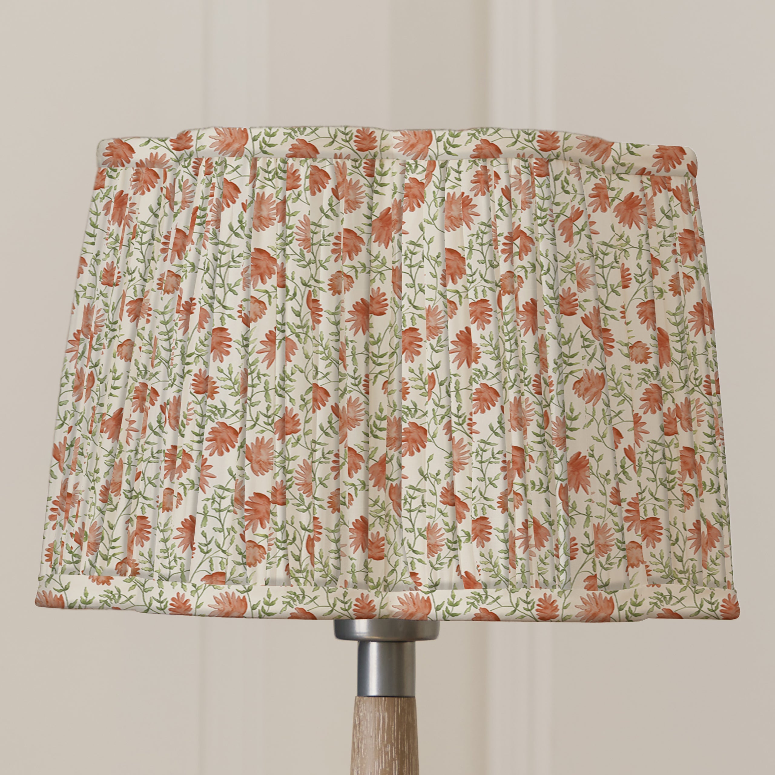 Elai Pleated Scalloped Lamp Shade