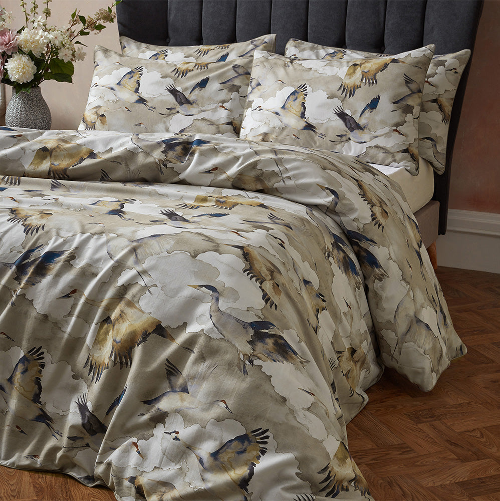 Flyway Exotic Piped Duvet Cover Set