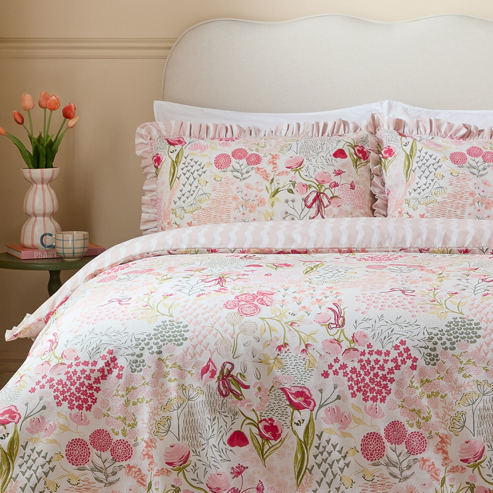 Gardenia Reversible Ruffle Duvet Cover Set