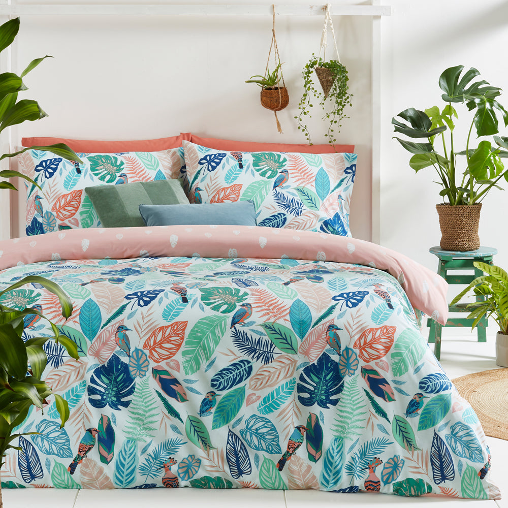 Guava Tropical Leaf Duvet Cover Set