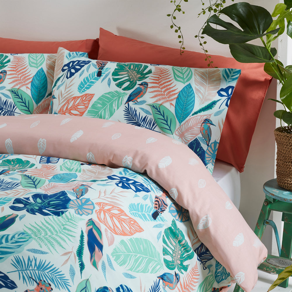 Guava Tropical Leaf Duvet Cover Set