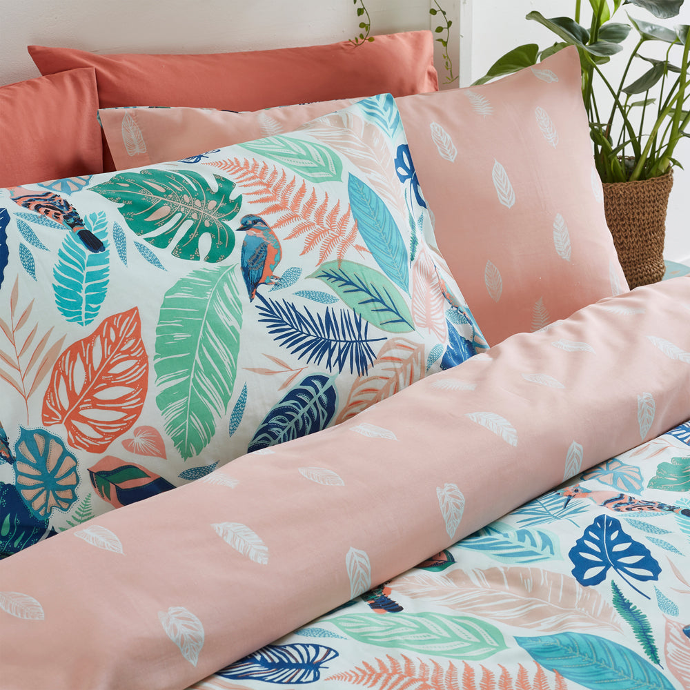 Guava Tropical Leaf Duvet Cover Set